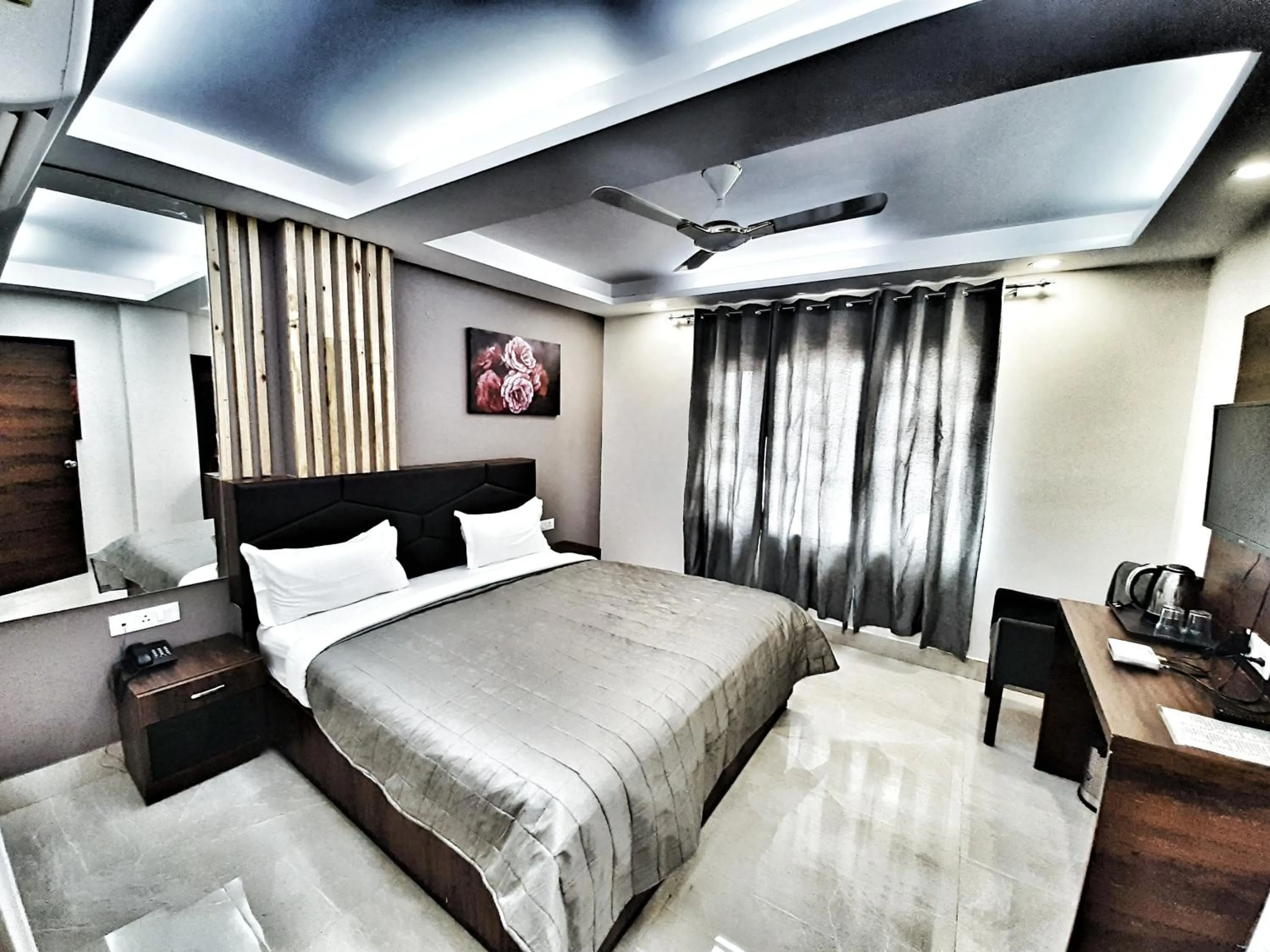 Bedroom, Bed in Hotel Delhi Aerocity
