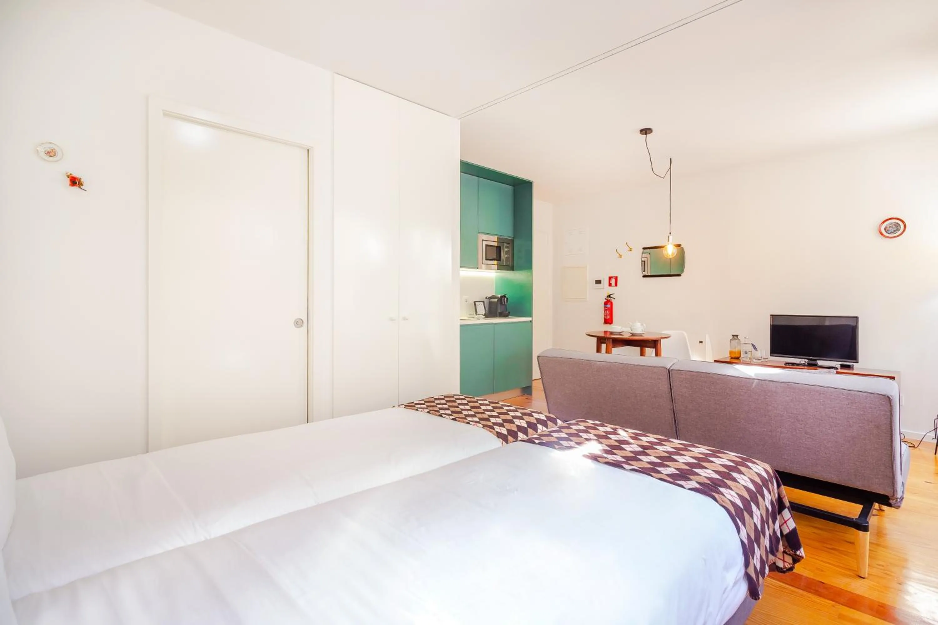 Bed in YOUROPO - The Tower