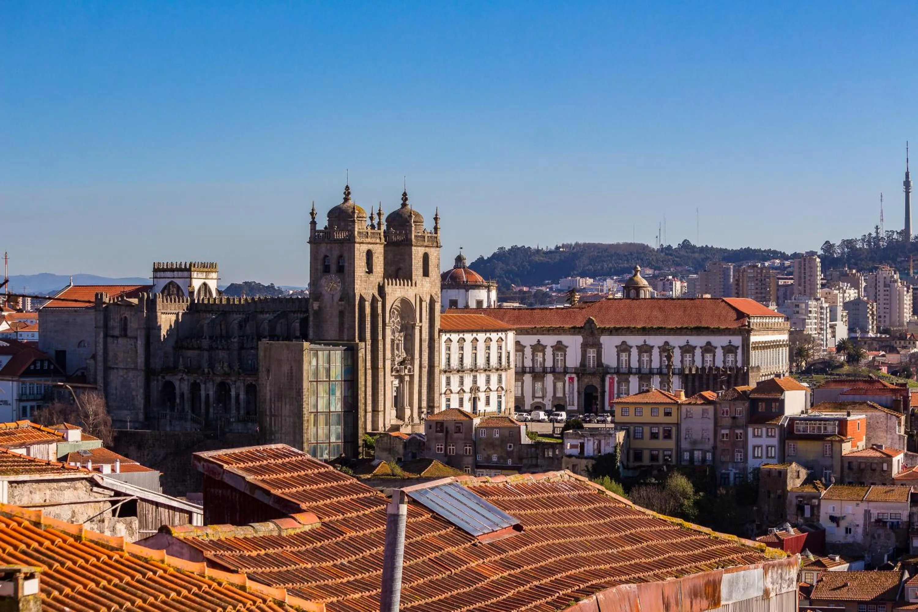 Nearby landmark in YOUROPO - The Tower