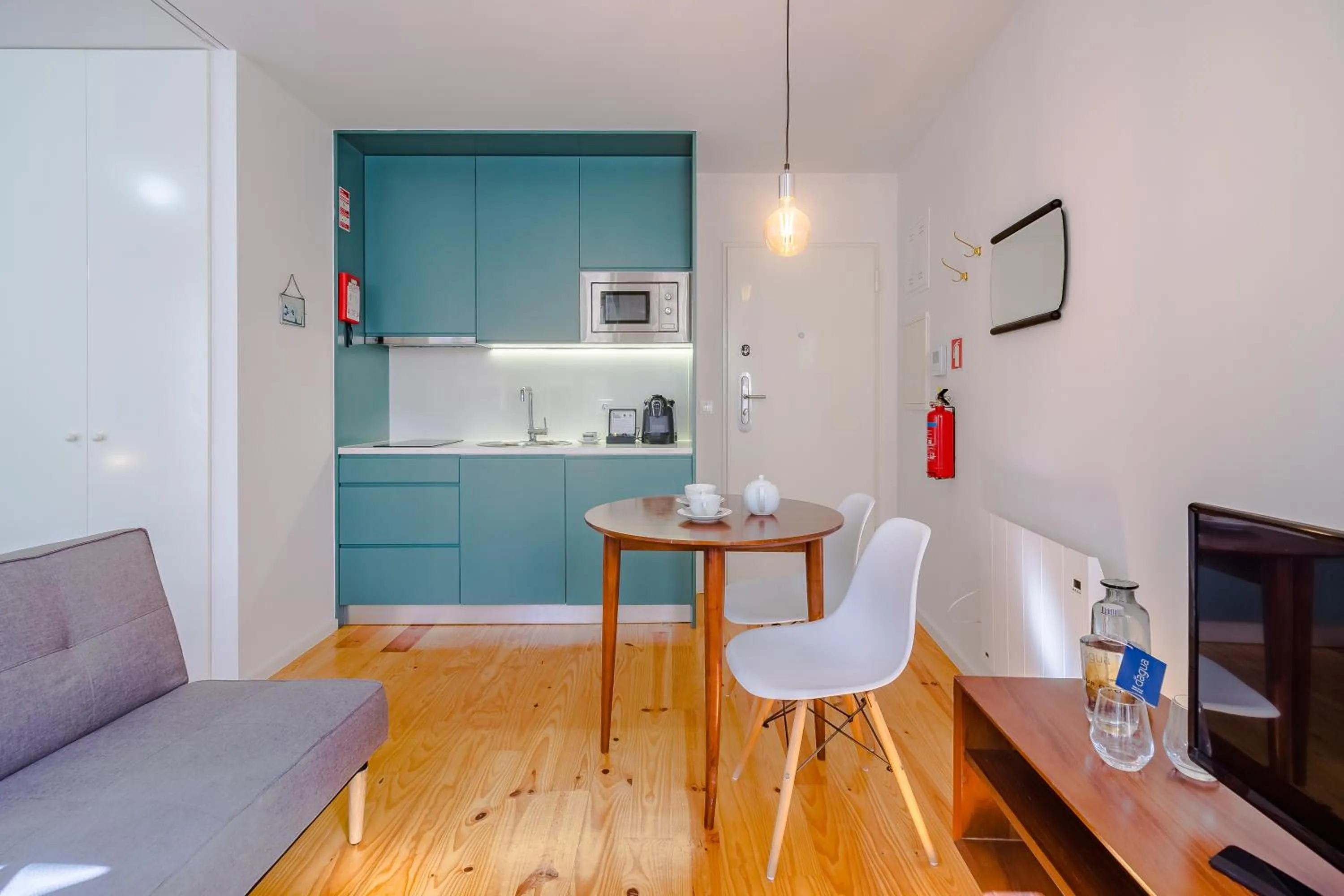 TV and multimedia in YOUROPO - The Tower