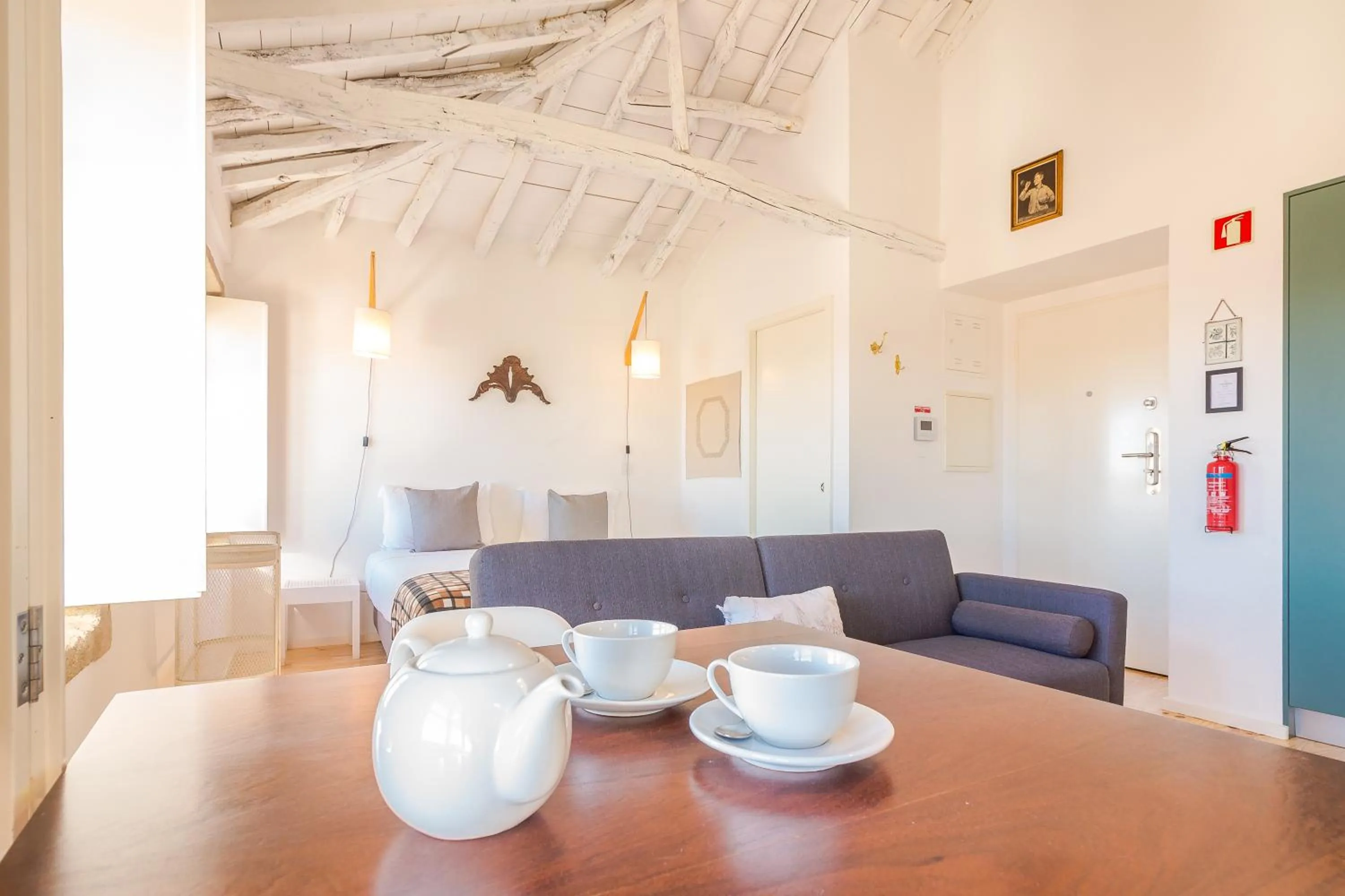 Coffee/tea facilities in YOUROPO - The Tower