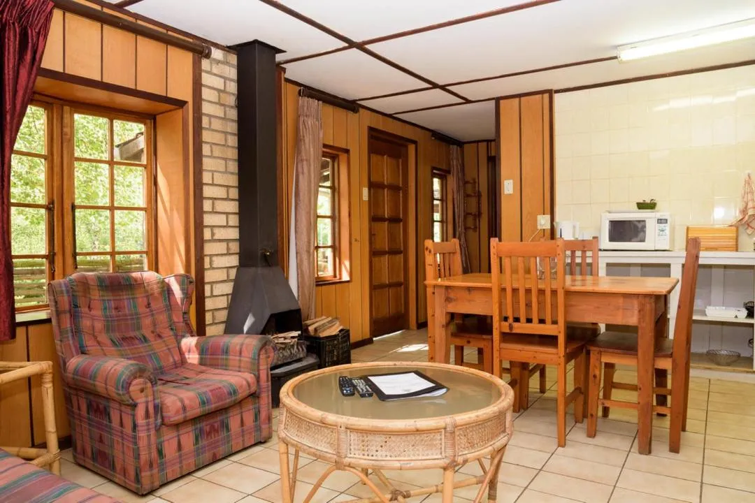 TV and multimedia in Kings Lodge Hotel