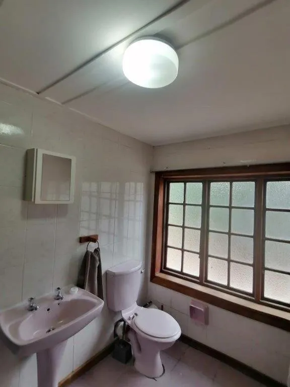 Bathroom in Kings Lodge Hotel