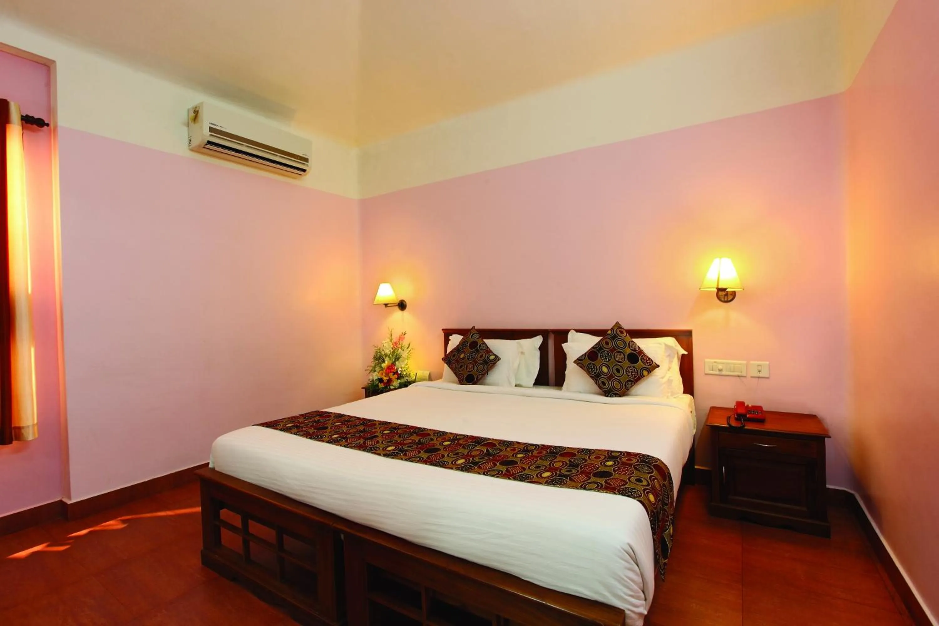 Bed in Cherai Beach Resorts
