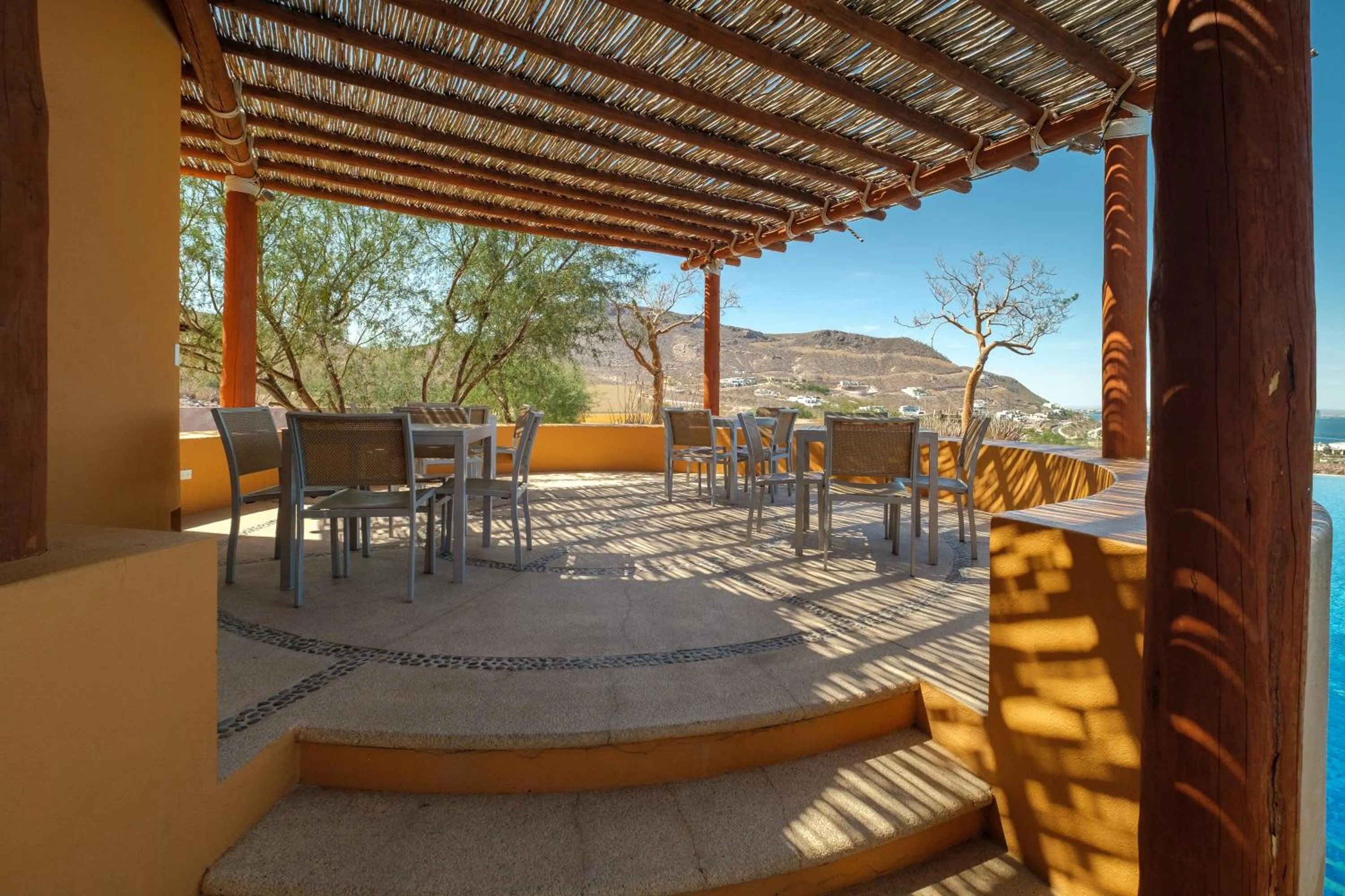 Patio in Puerta Cortés Residences by Lumina