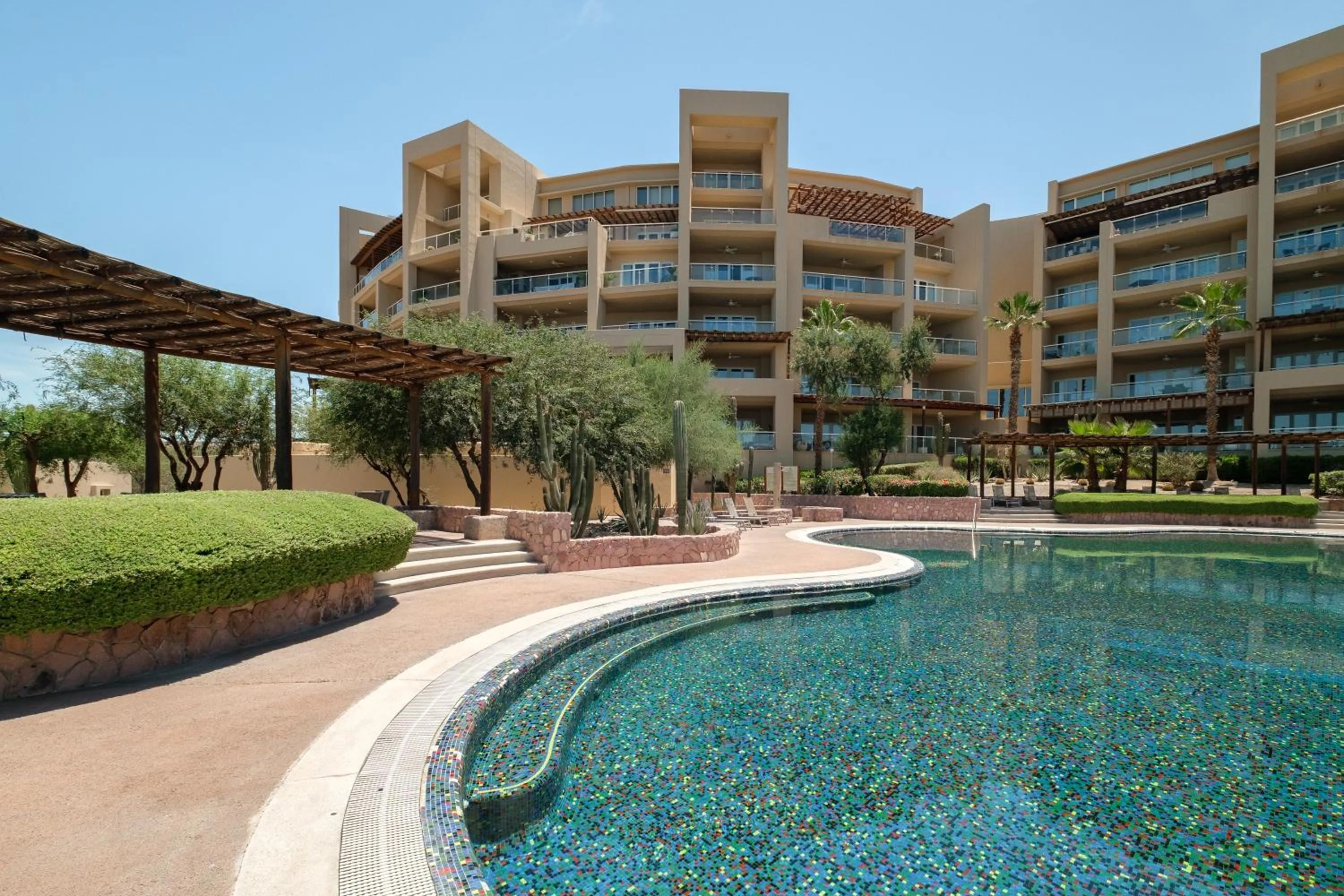 Pool view in Puerta Cortés Residences by Lumina