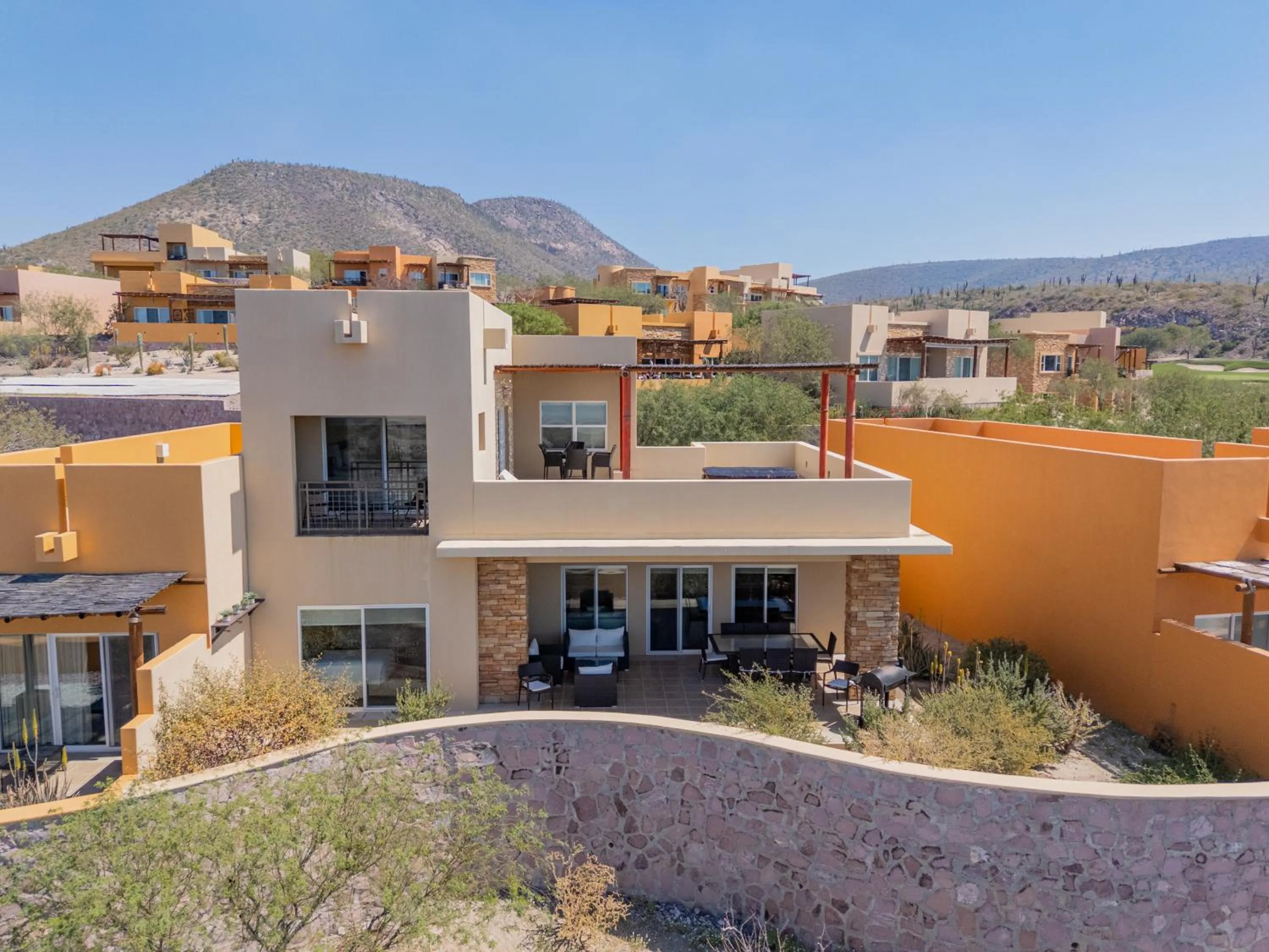 Puerta Cortés Residences by Lumina