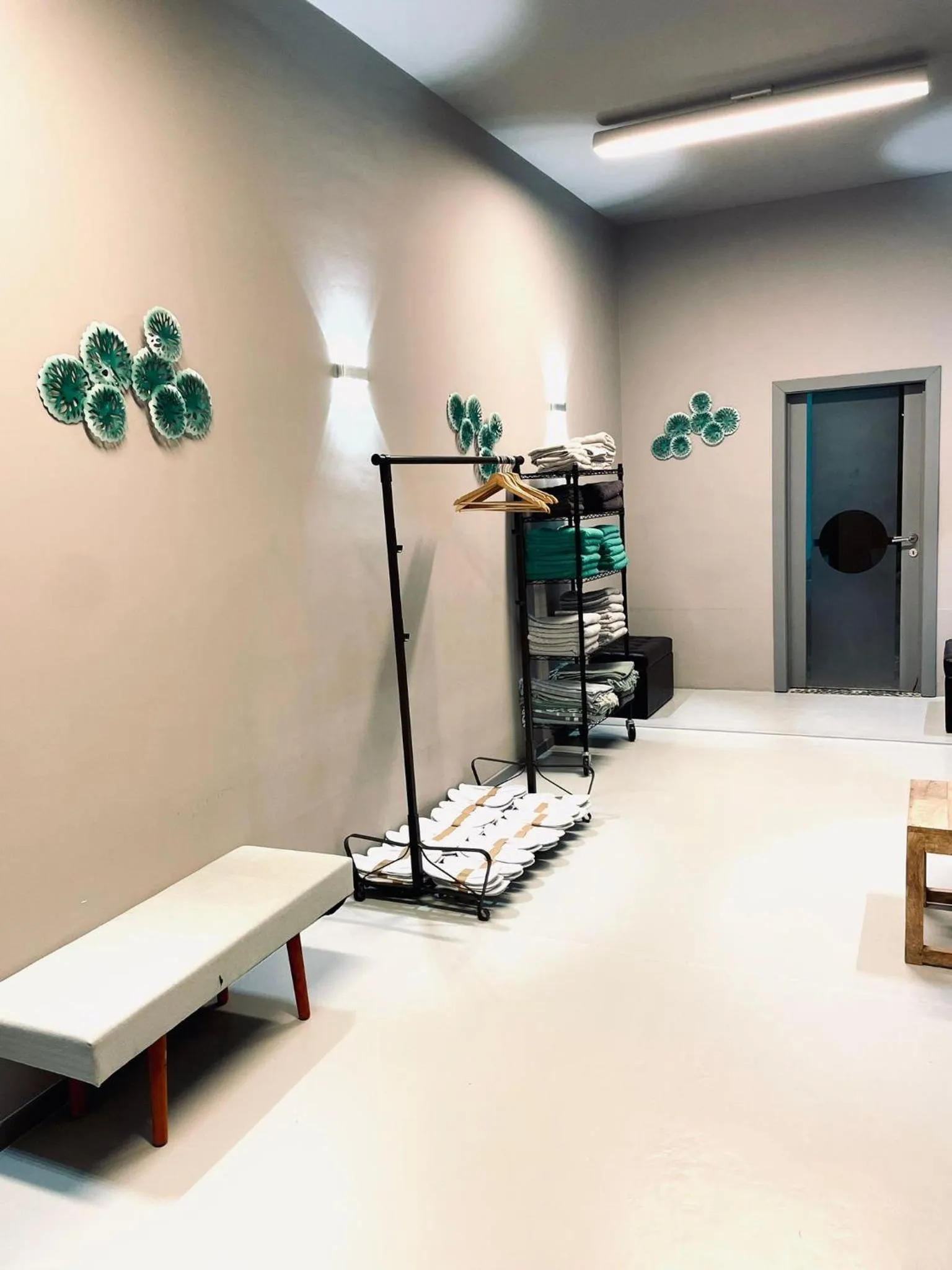 Fitness centre/facilities in La Merveilleuse by Infiniti hôtel