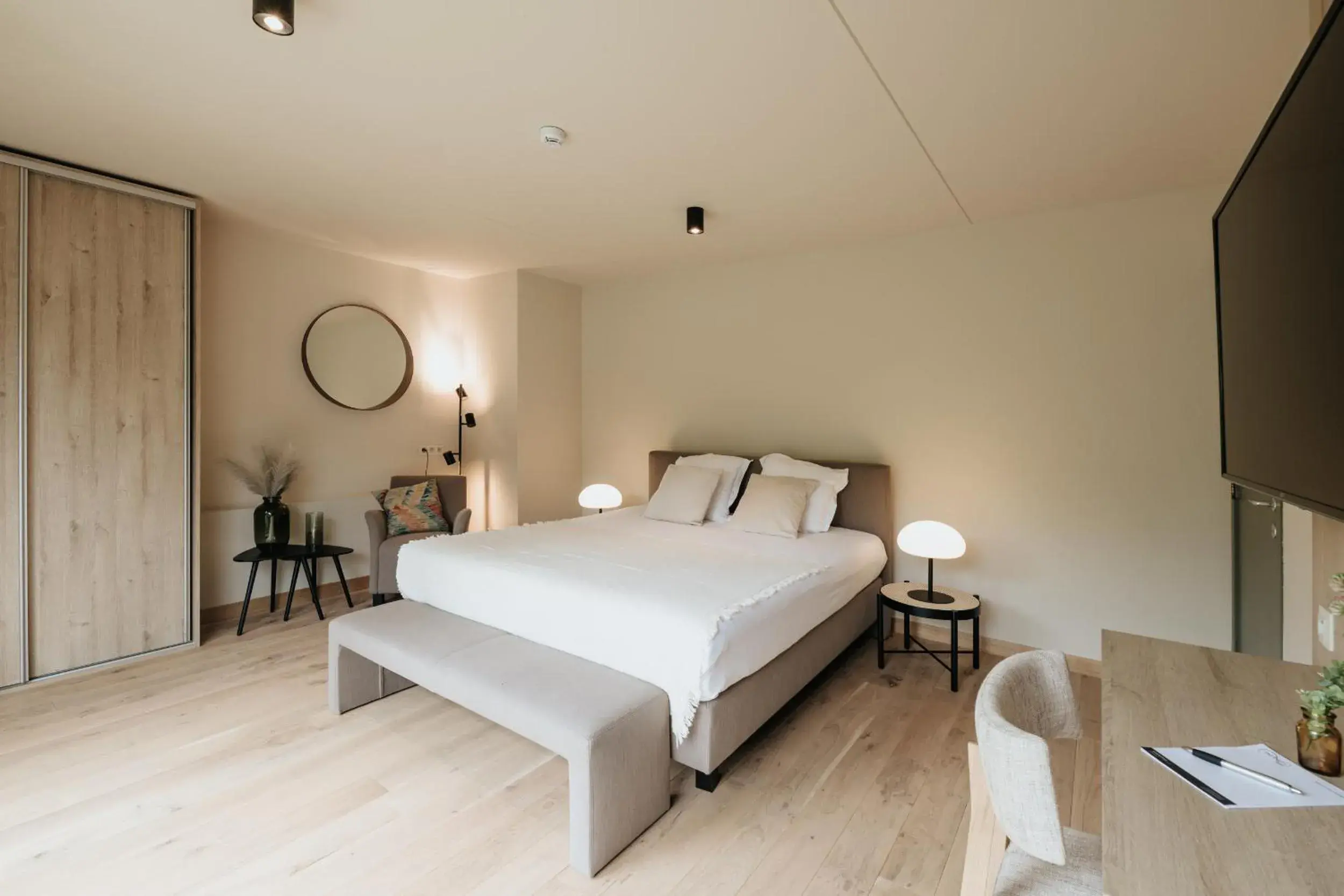 Deluxe Double Room - single occupancy in La Merveilleuse by Infiniti hôtel Deluxe Double Room - single occupancy in La Merveilleuse by Infiniti hôtel