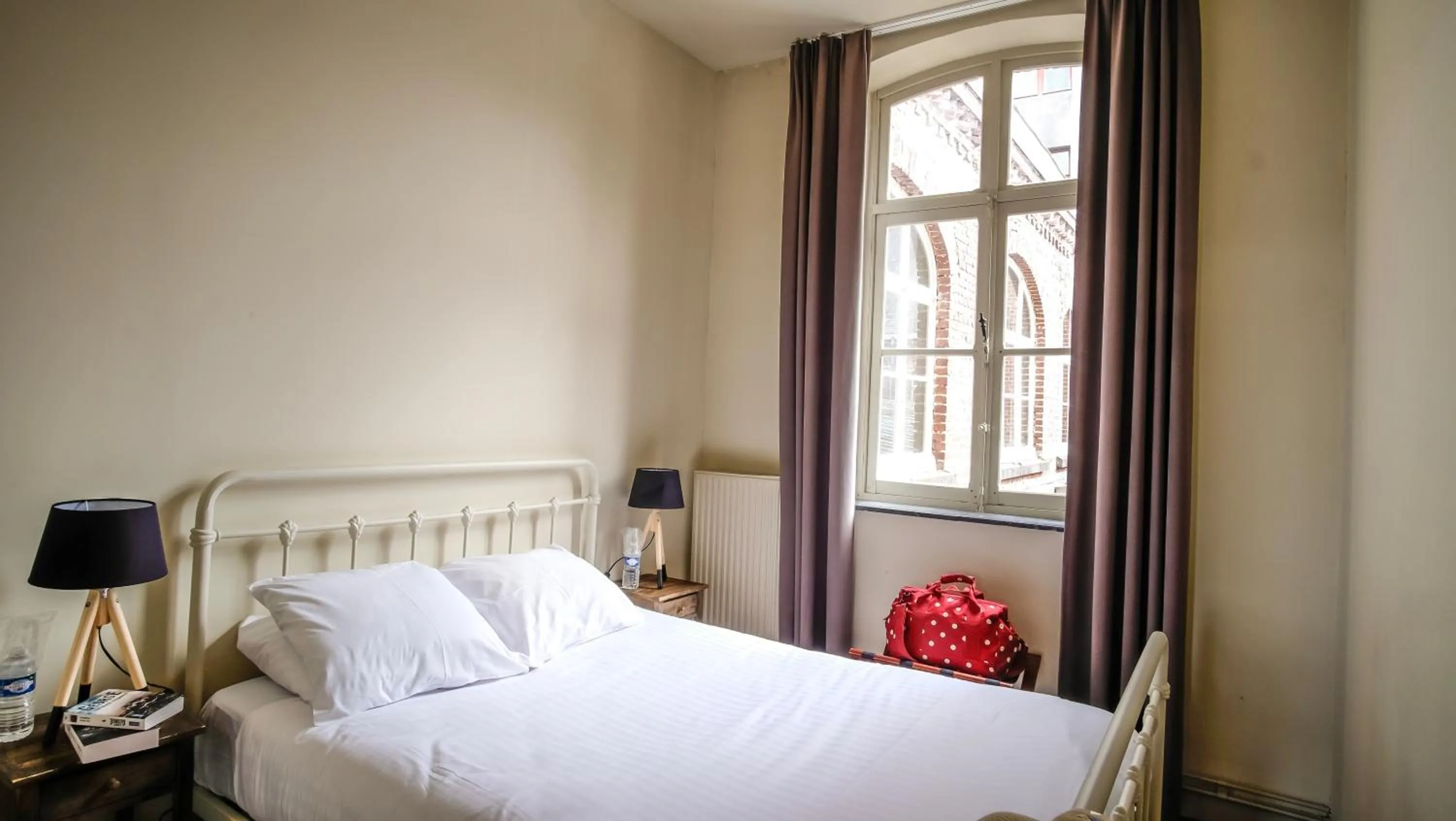 Bedroom, Bed in La Merveilleuse by Infiniti hôtel