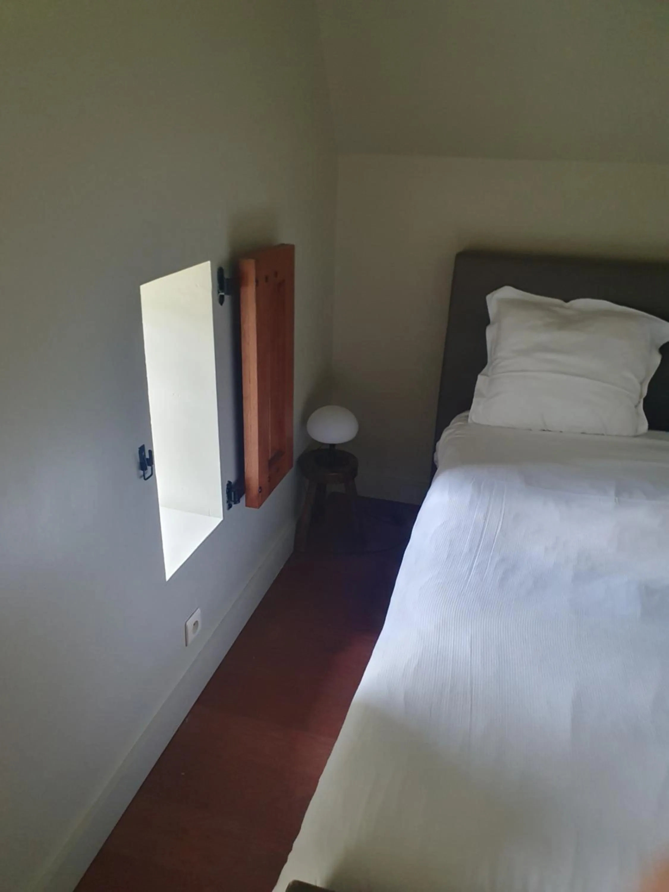 Bed in La Merveilleuse by Infiniti hôtel