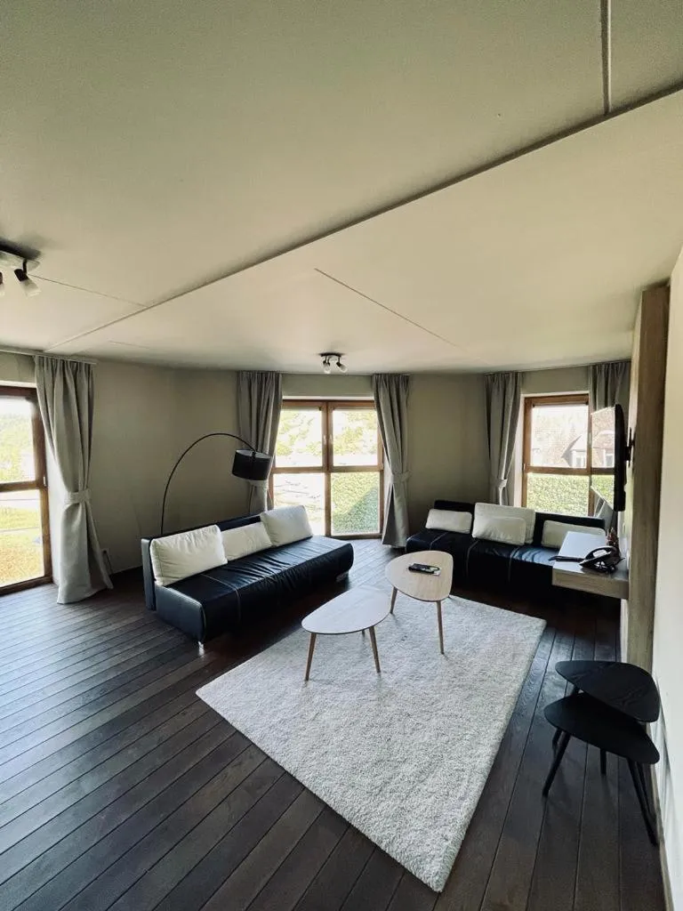 Bed in La Merveilleuse by Infiniti hôtel