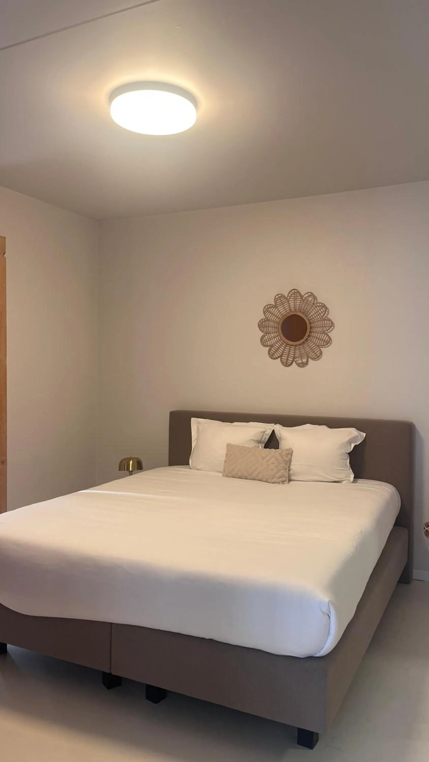 Bed in La Merveilleuse by Infiniti hôtel