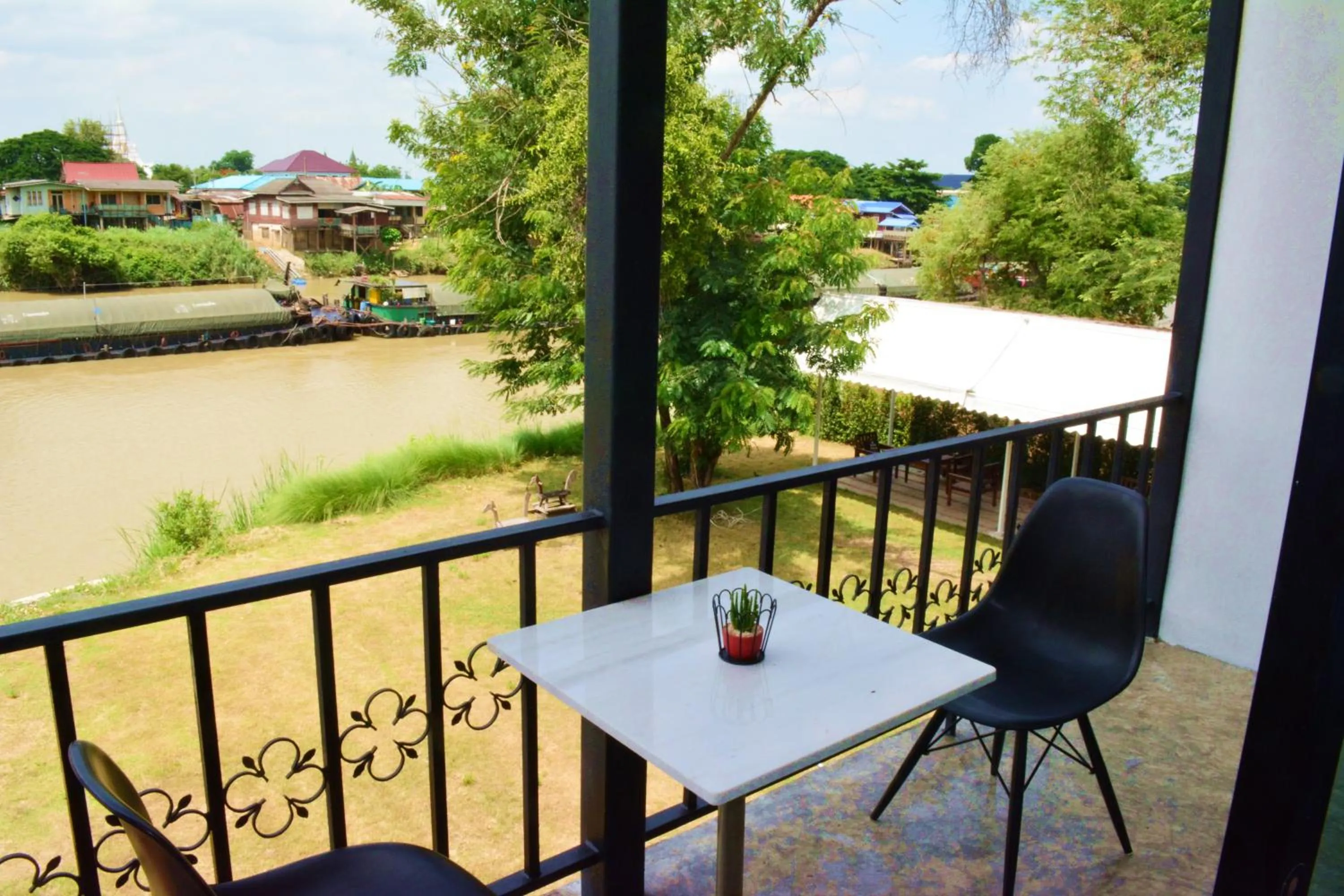 River view in Home Ayutthaya