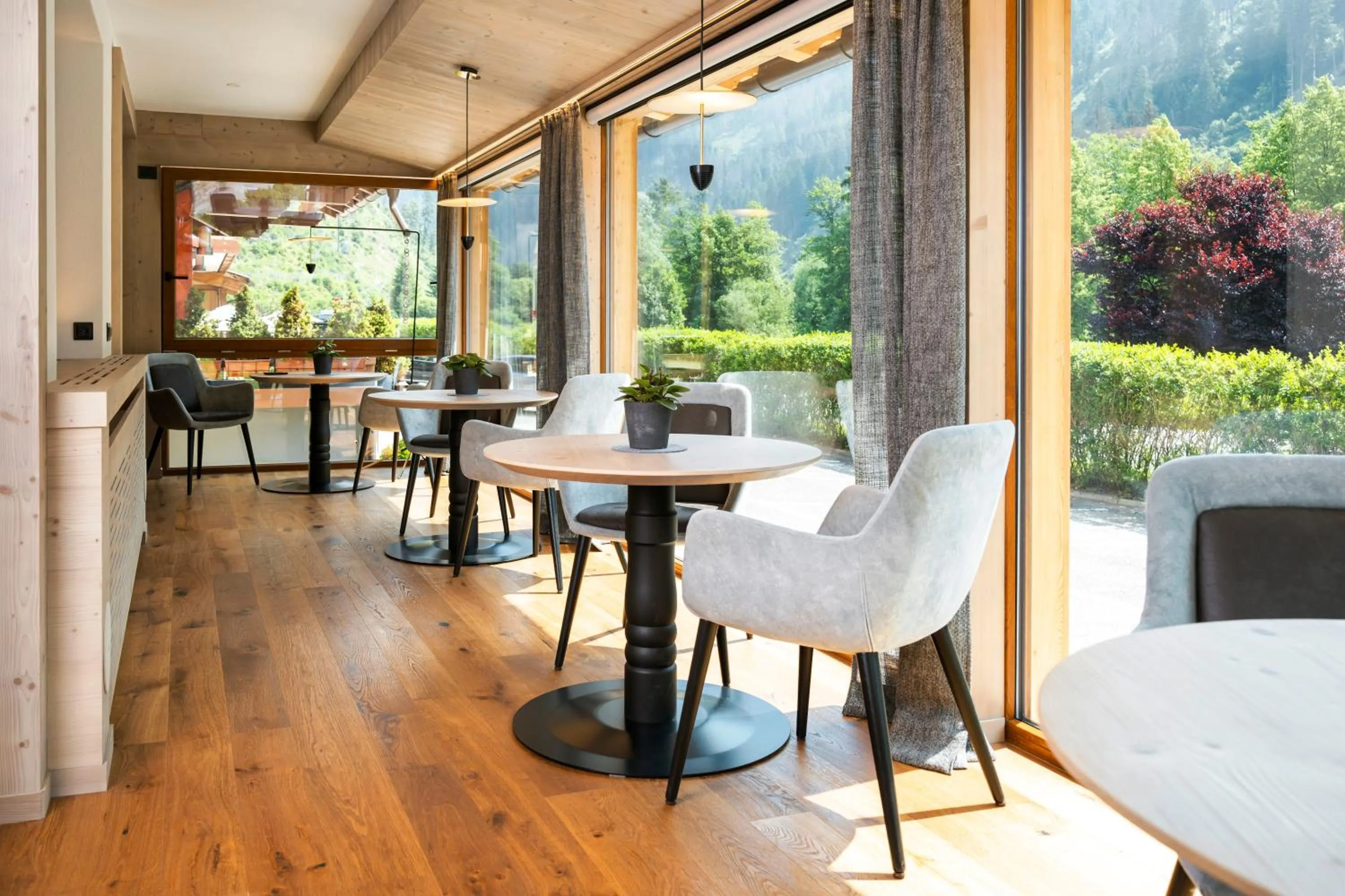 Seating area in Hotel Foresta
