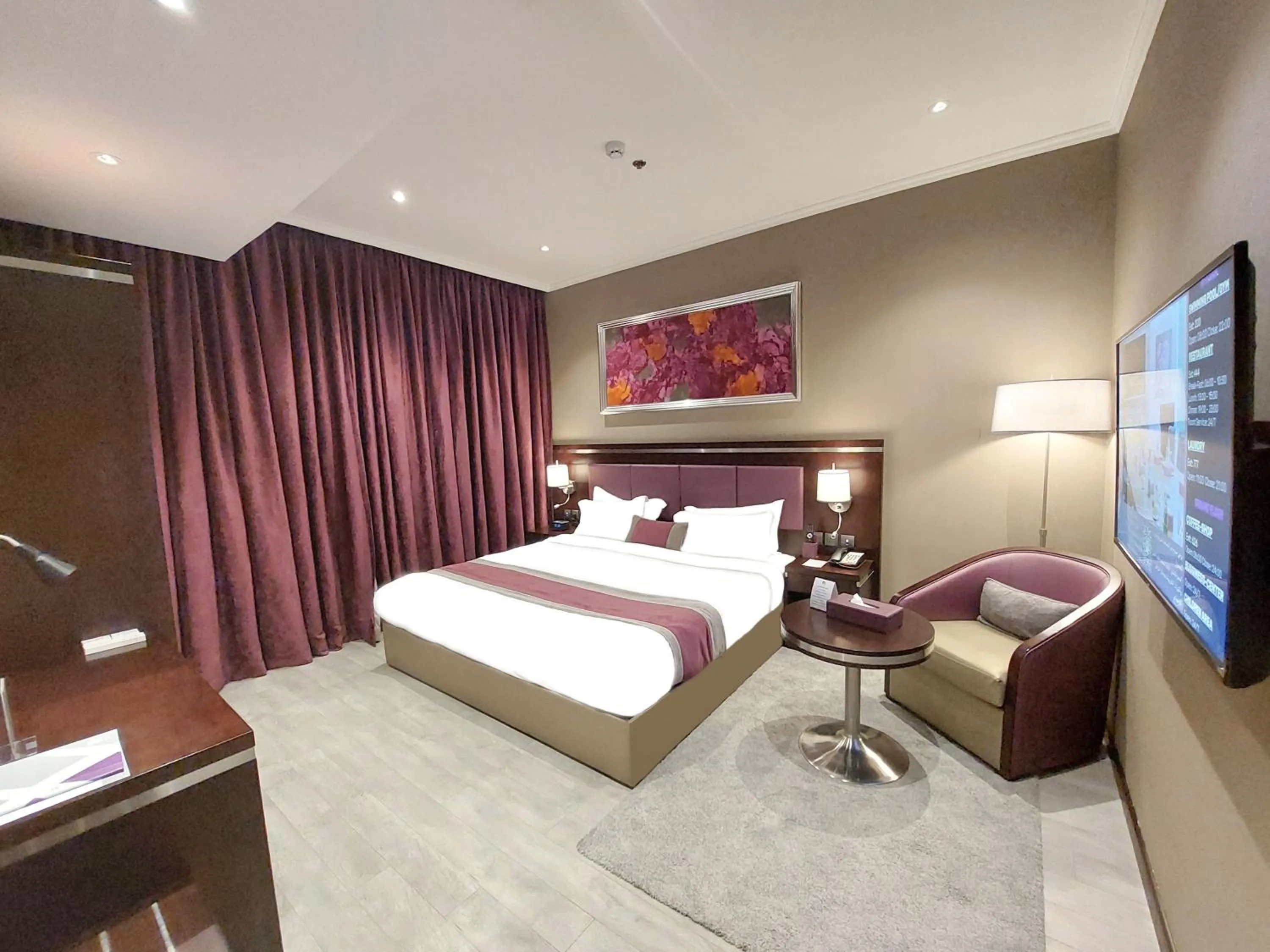 Bedroom, Bed in Normas Hotel