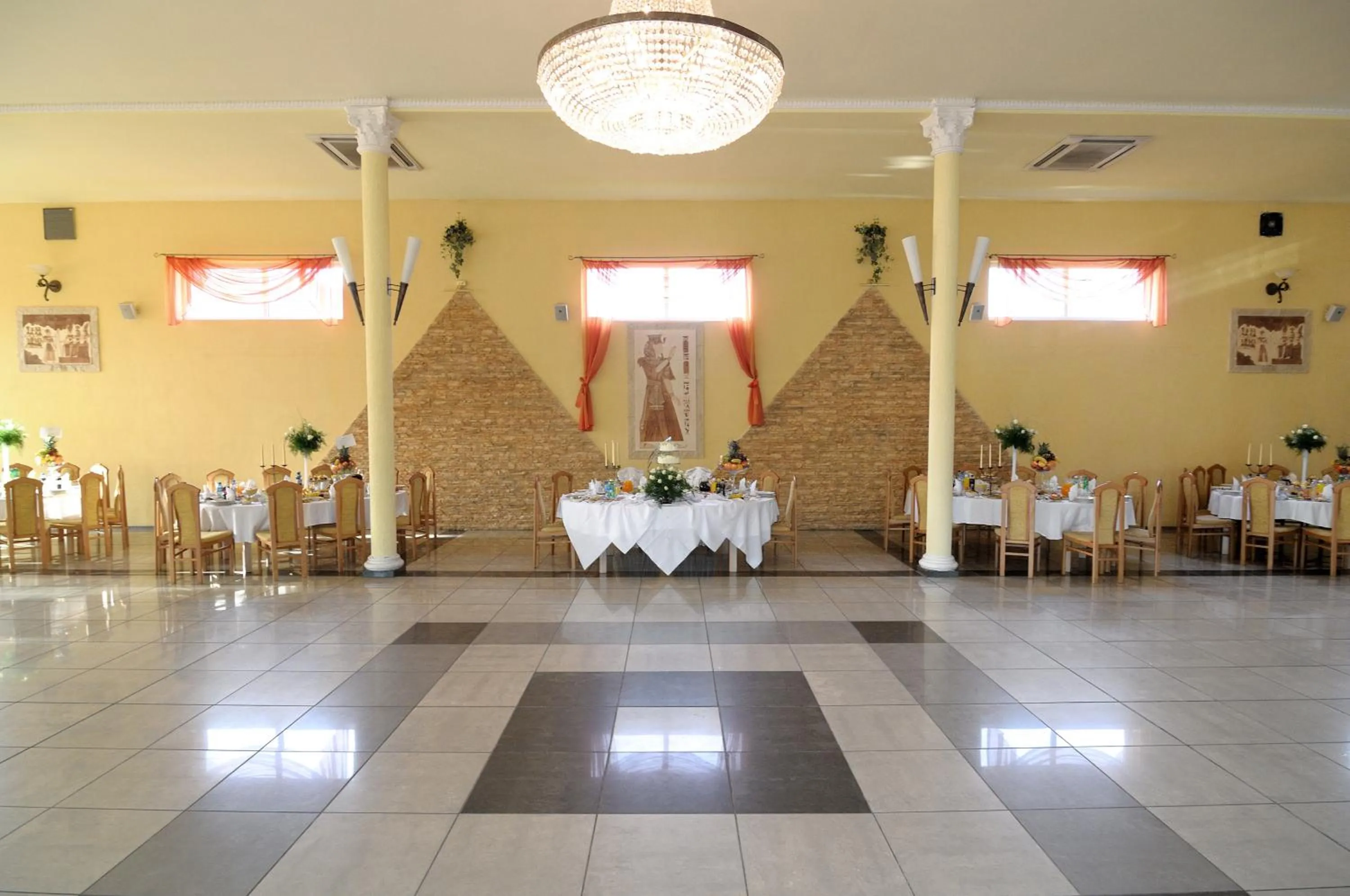Banquet/Function facilities in Hotel Pod Dębami