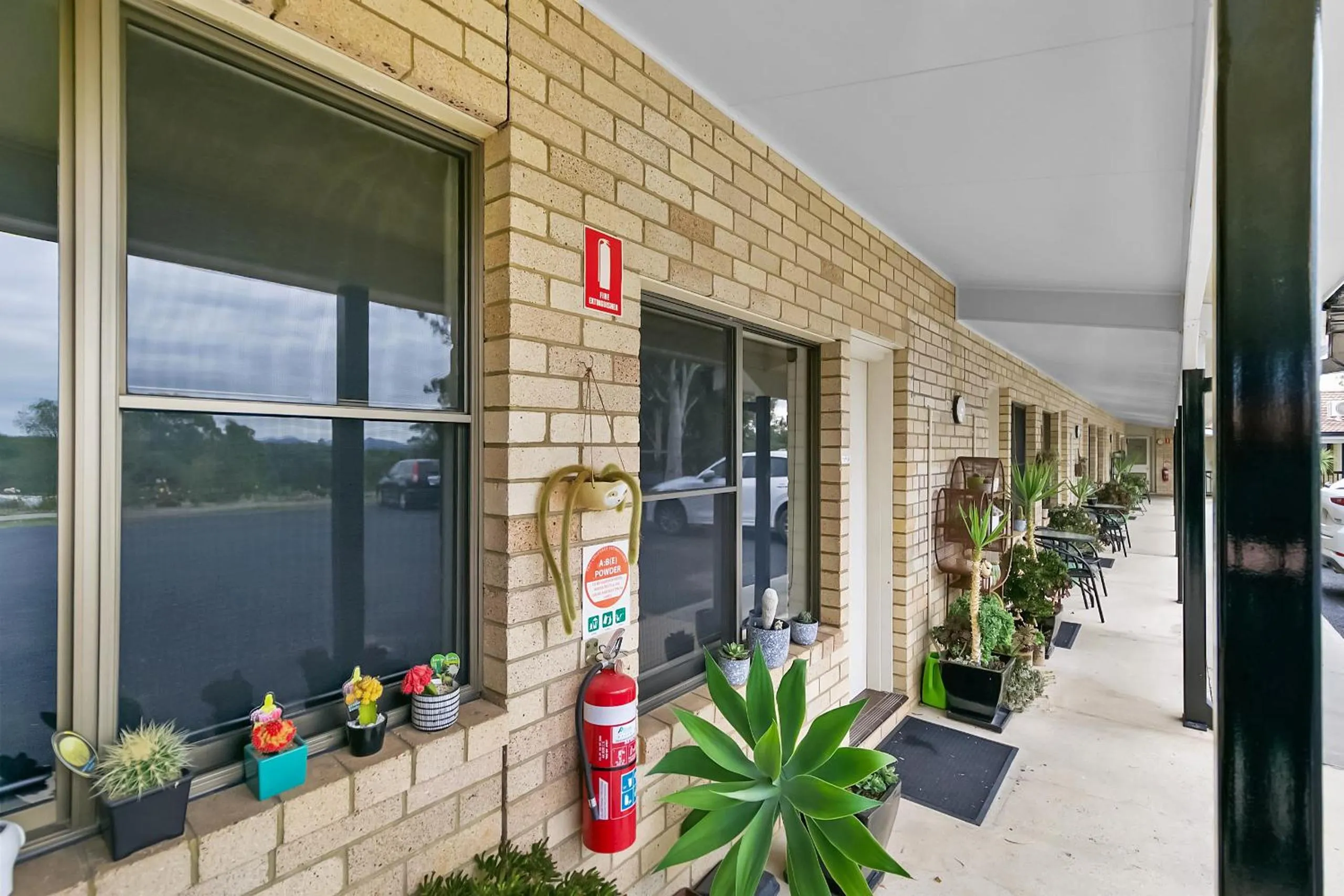 Patio in Kandos Fairways Motel