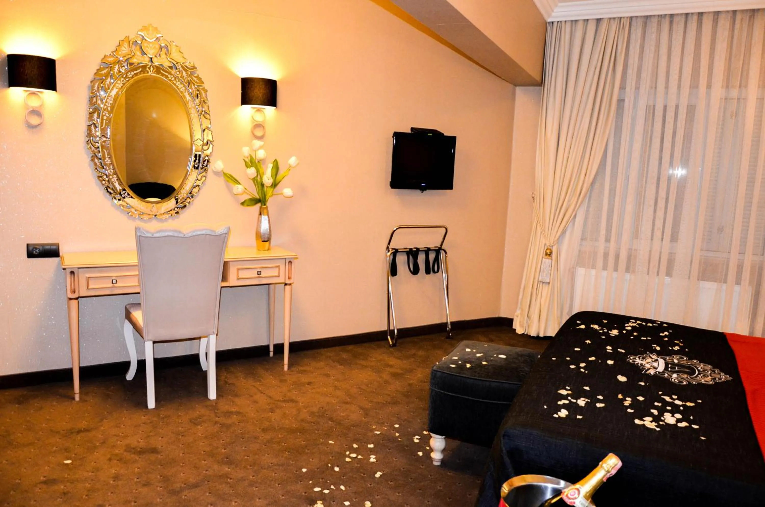 Photo of the whole room in Ada Life Hotel