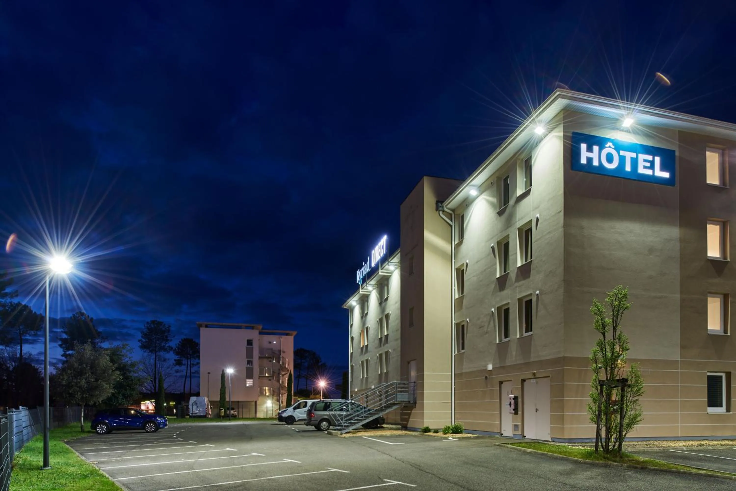 Property building in Kyriad Direct Mont De Marsan - St Avit