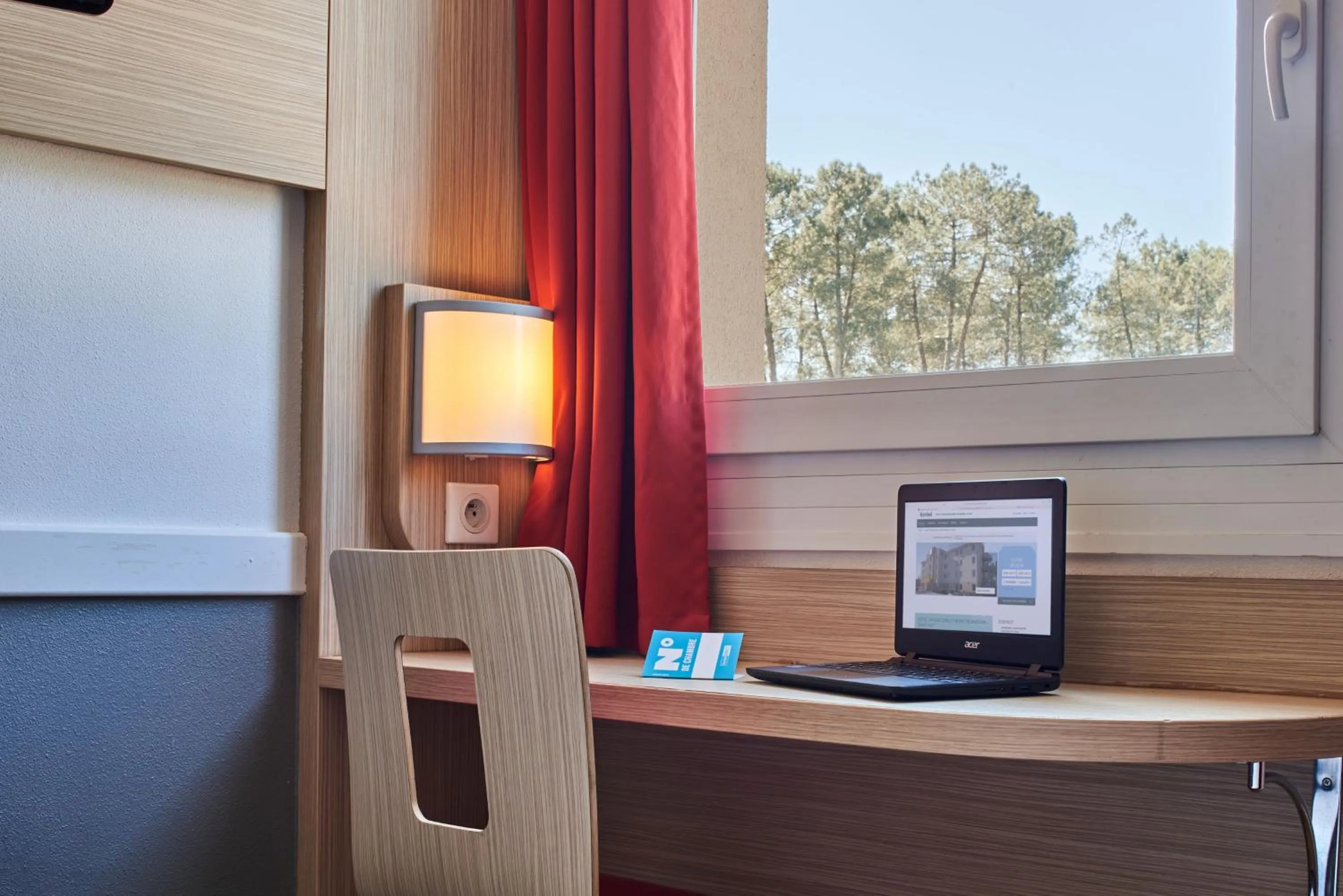 Bedroom in Kyriad Direct Mont De Marsan - St Avit