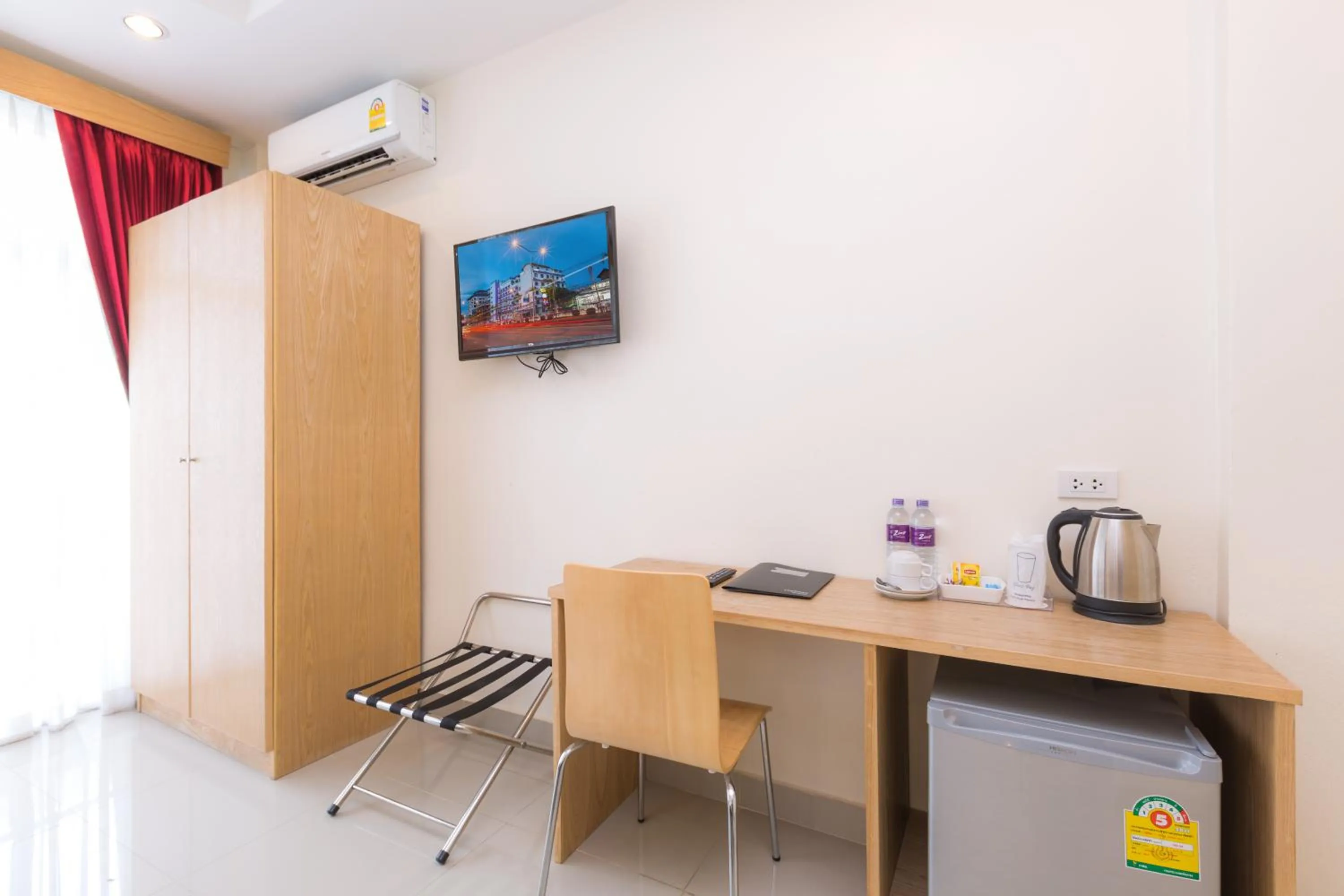 Photo of the whole room in Zing Resort & Spa