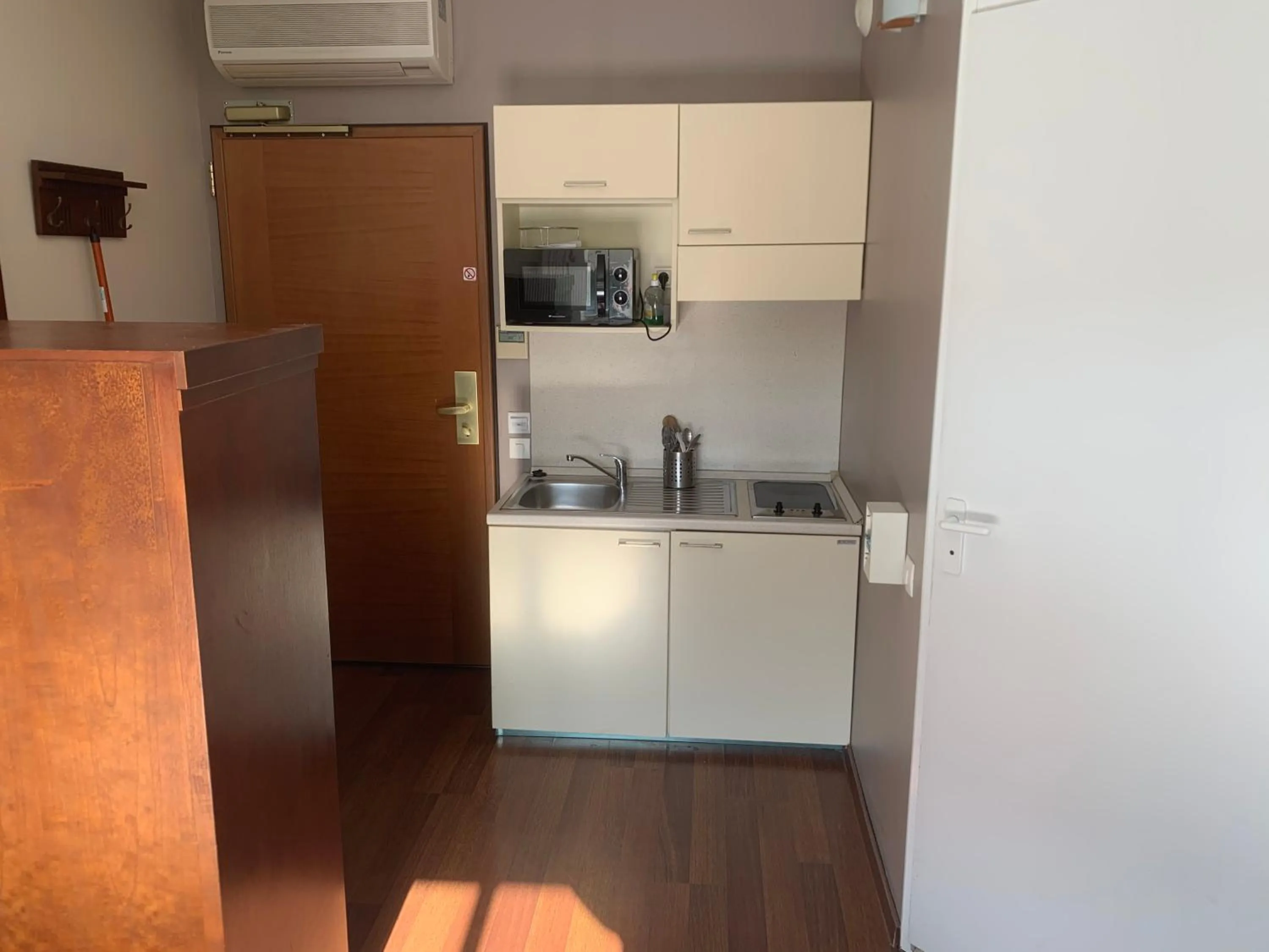 Kitchen or kitchenette in Villa Rambouillet