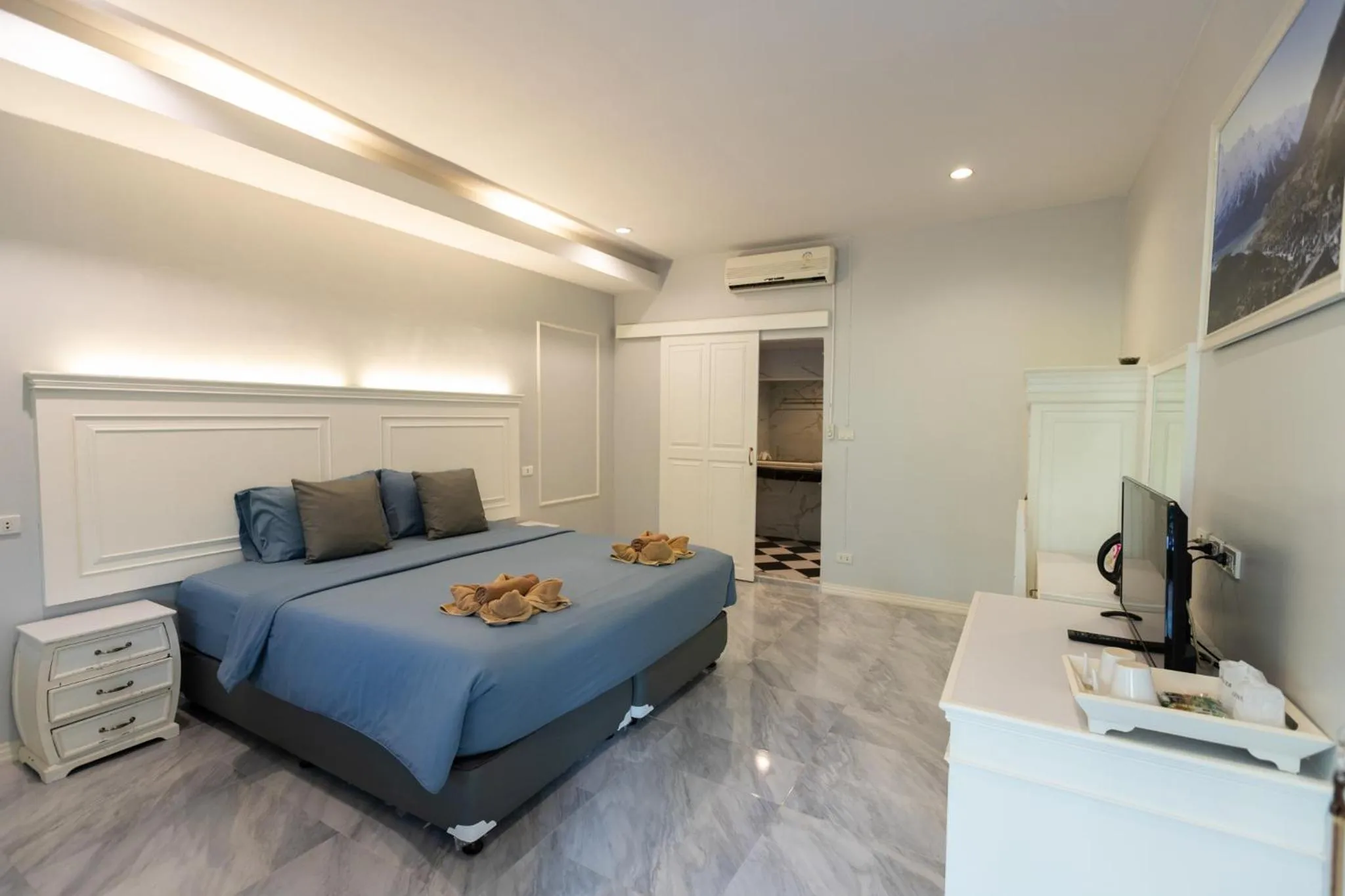 Bedroom, Bed in Diamond Hill Resort