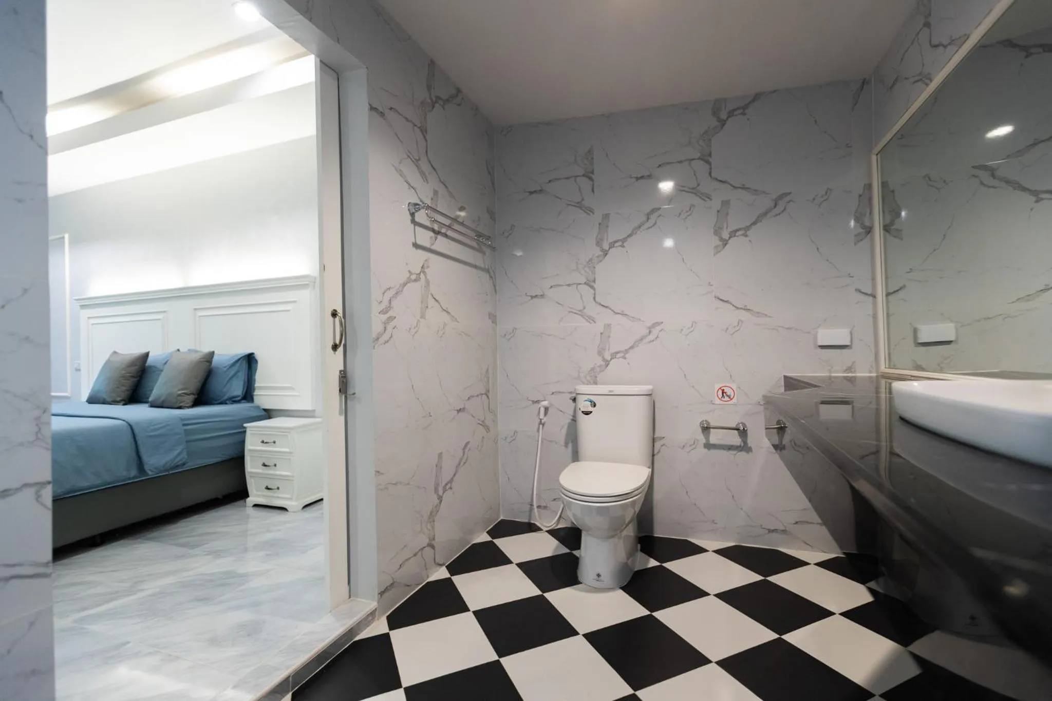 Bathroom in Diamond Hill Resort