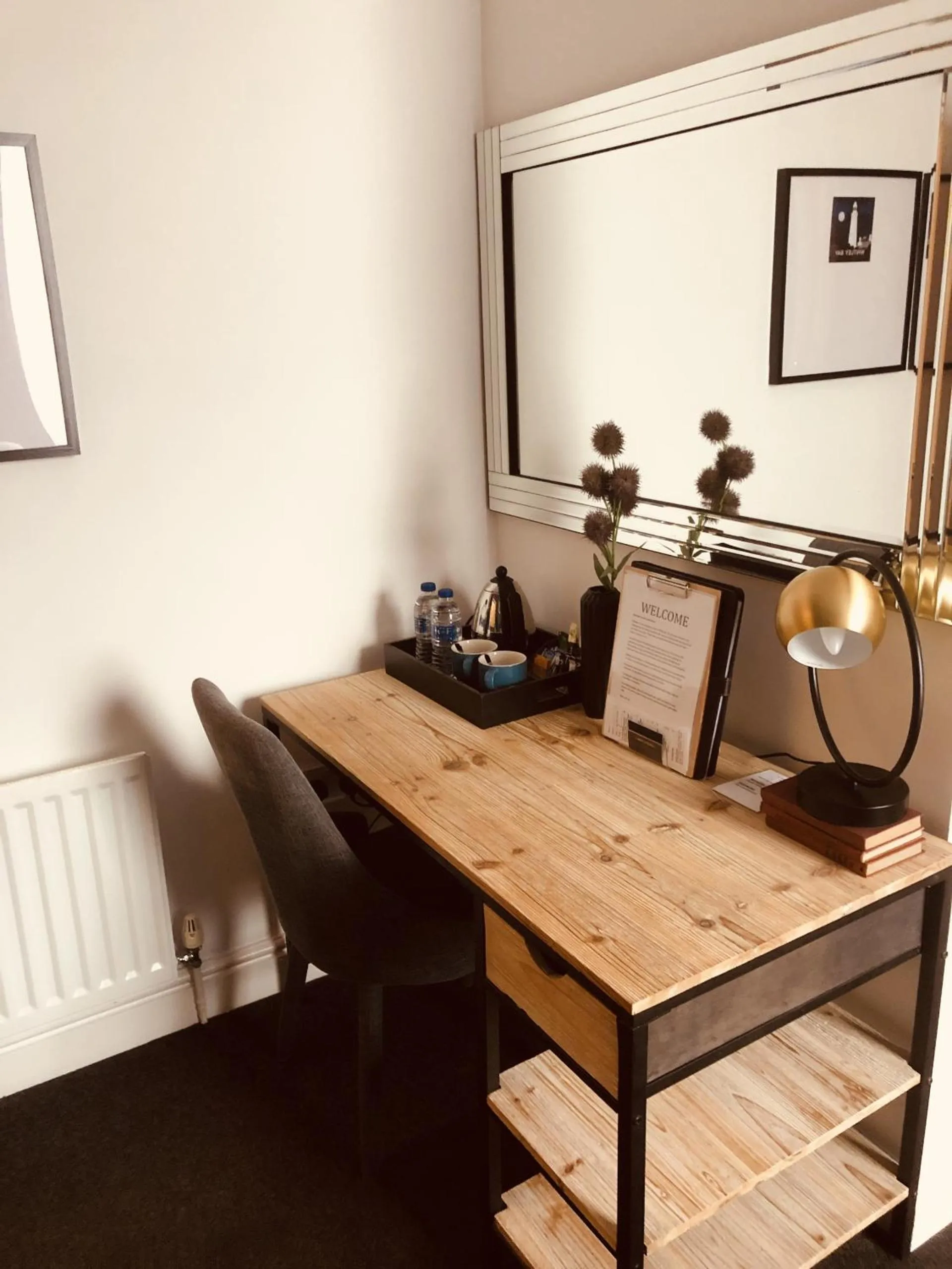 Bedroom in The Metropolitan Guest House