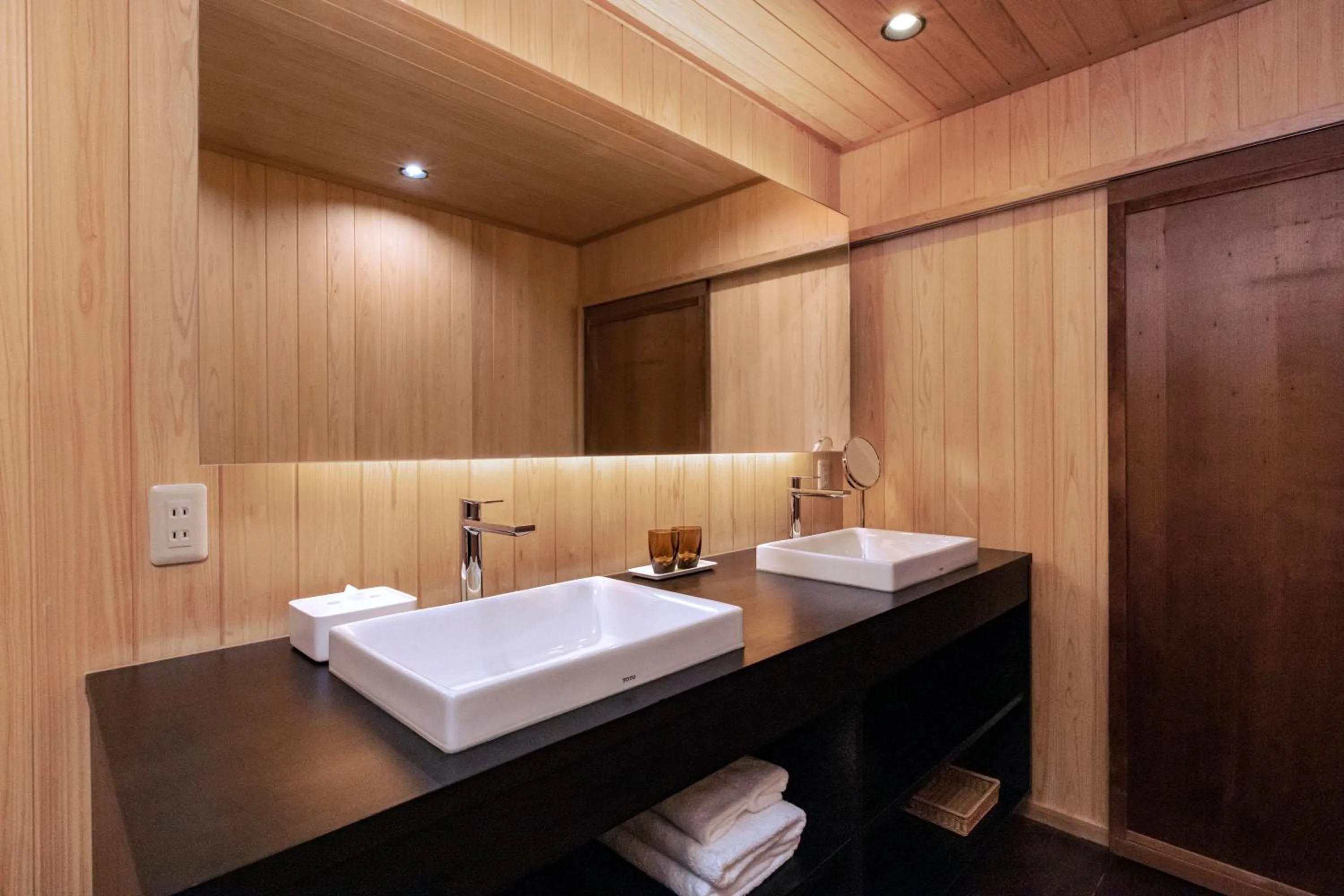 Bathroom in Rinn Premium Machiya Kunpu