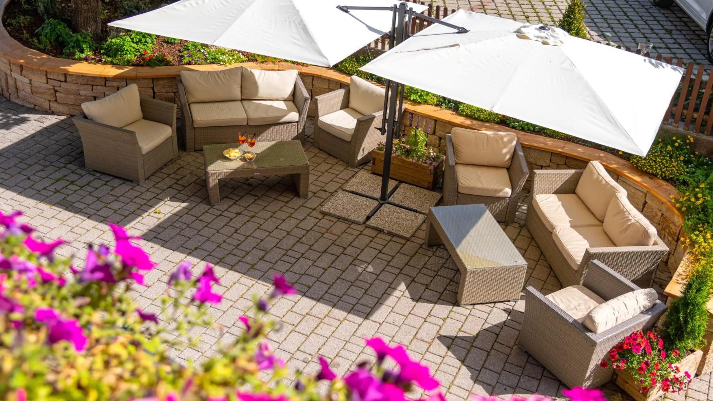 Patio in Hotel Brunella