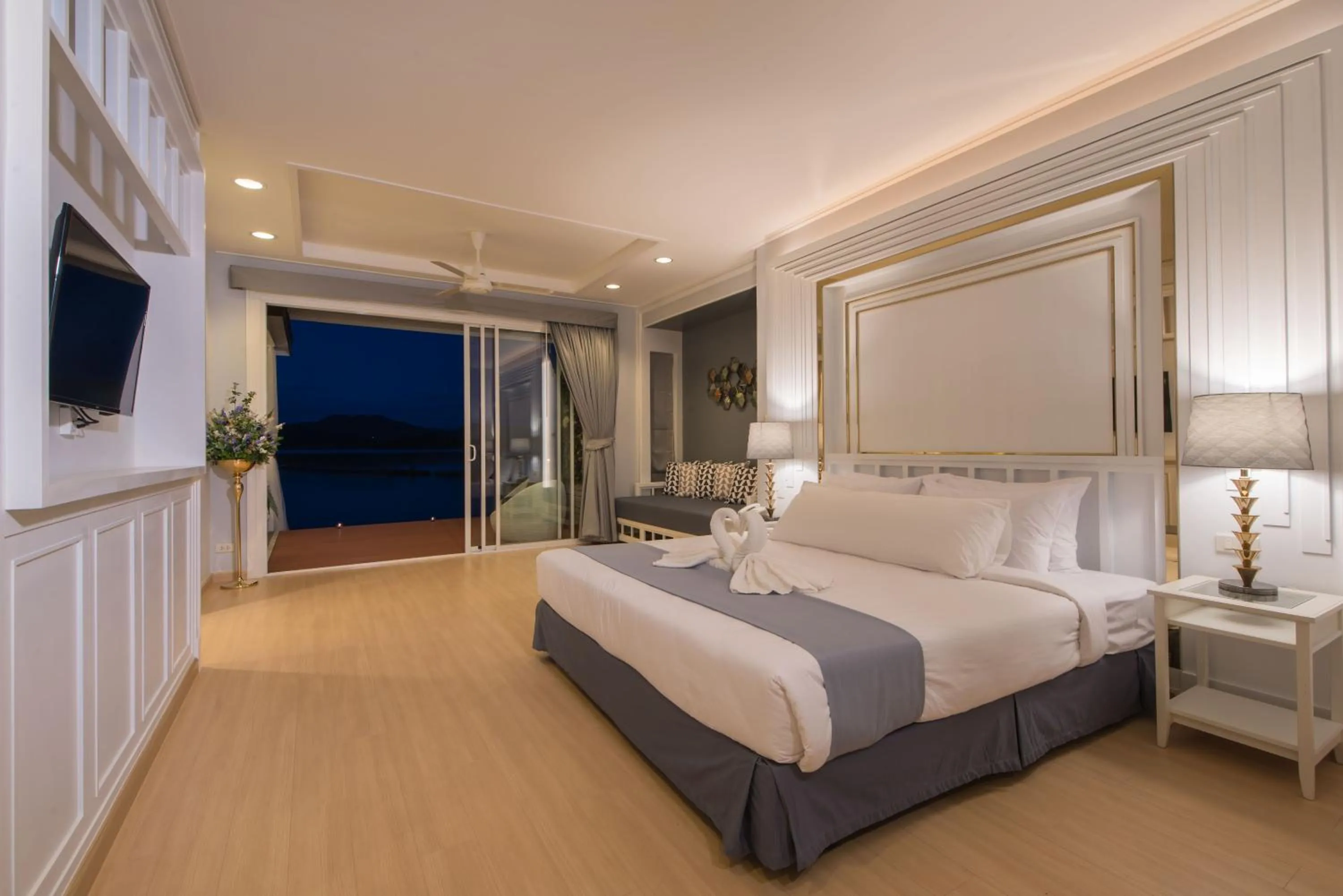 Bedroom, Bed in Raya Buri Resort Kanchanaburi