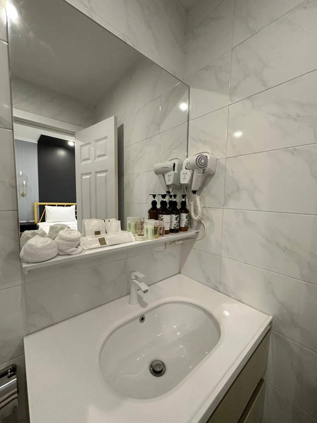 Raya Buri Resort Kanchanaburi