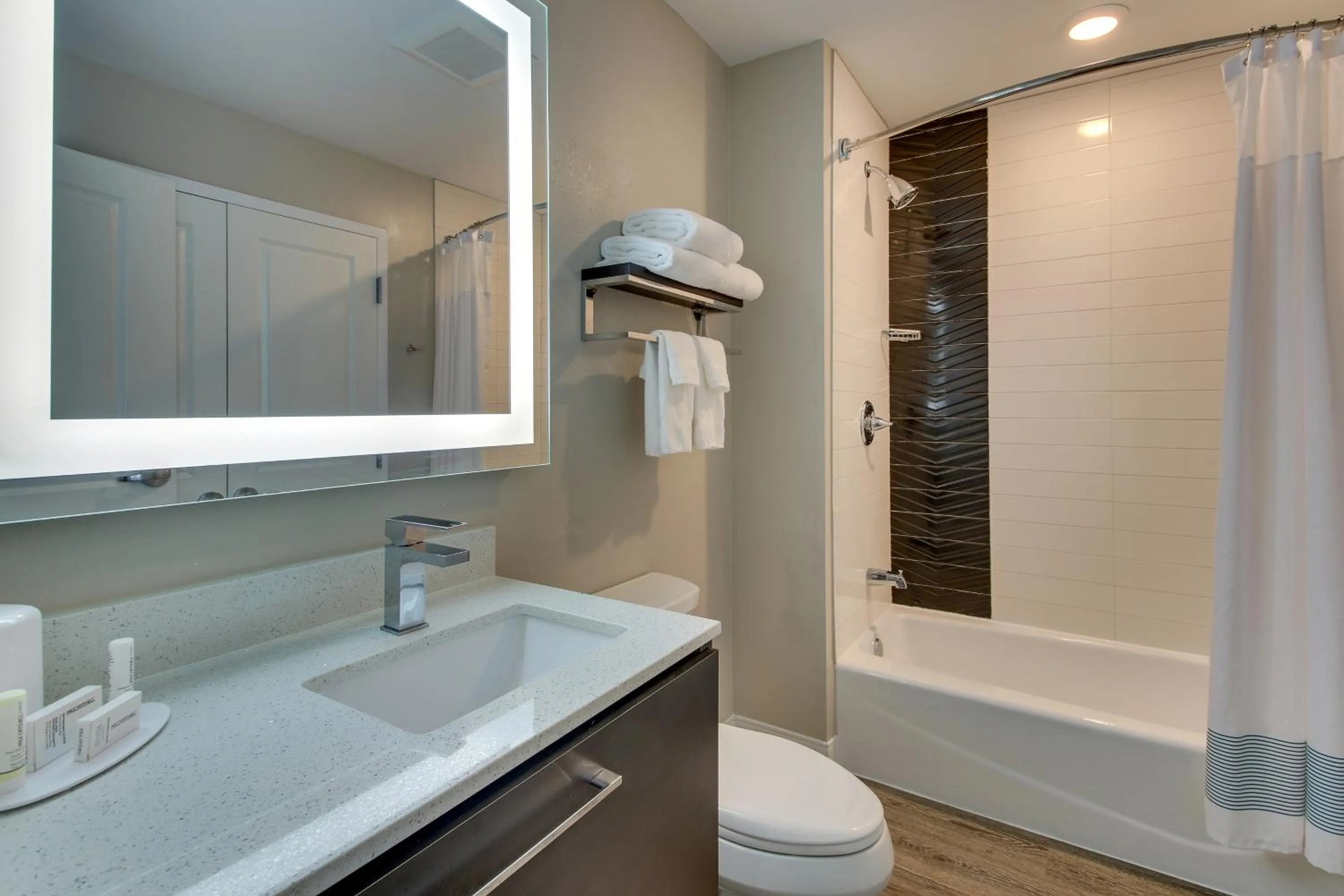 Bathroom in TownePlace Suites by Marriott Mobile Saraland