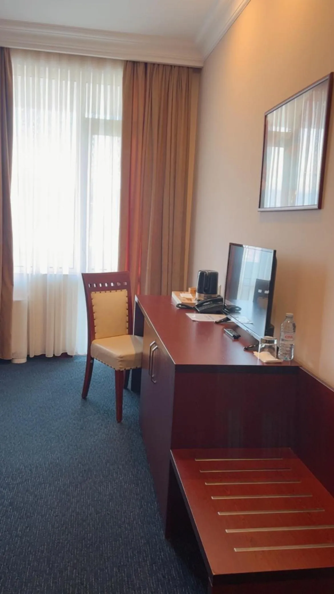 Bedroom in Cruise Hotel