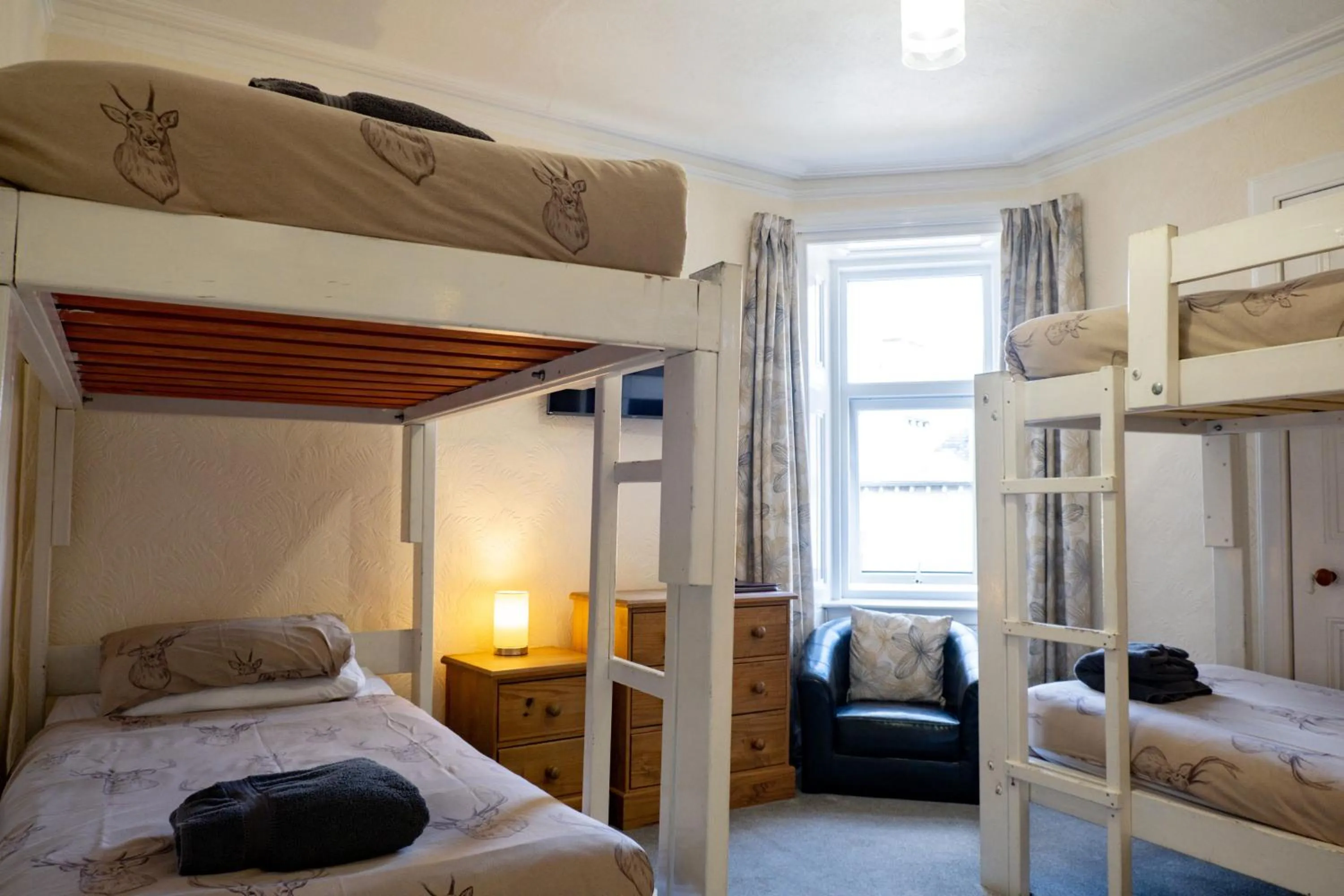 Bedroom, Bed in Corran House Guest House