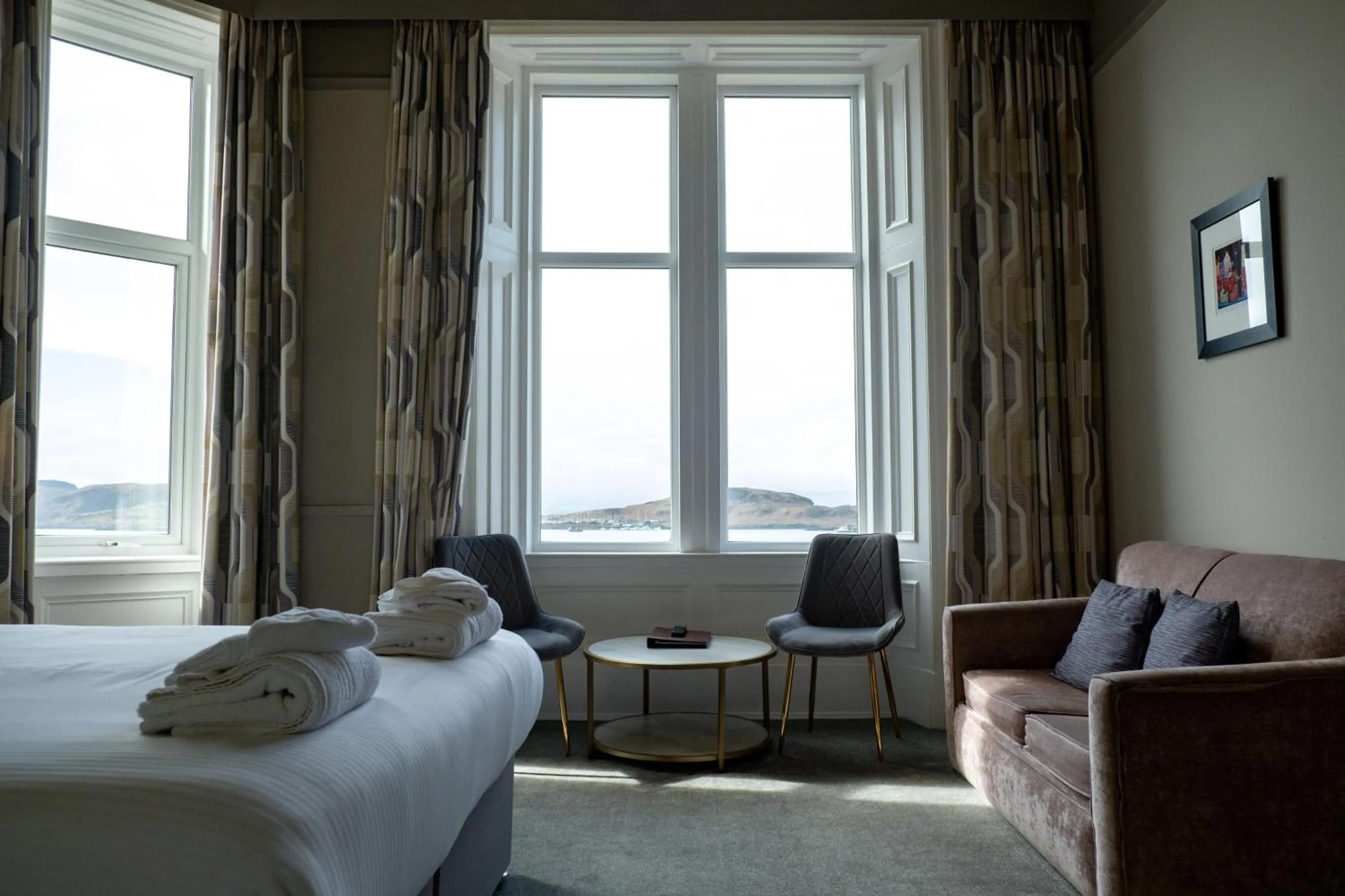 Bedroom, Bed in Corran House Guest House