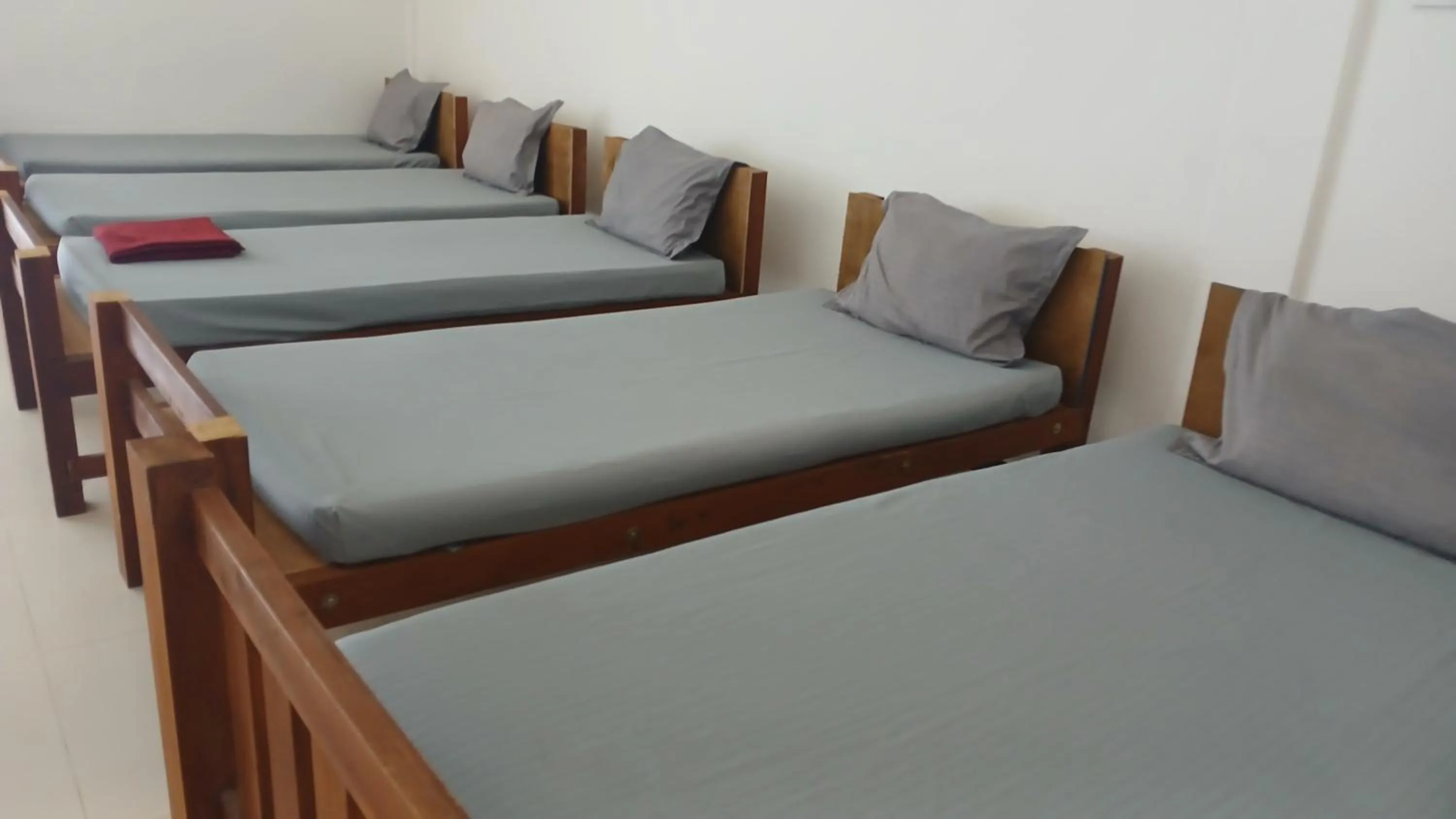 Bed in Sunstar Nilaveli