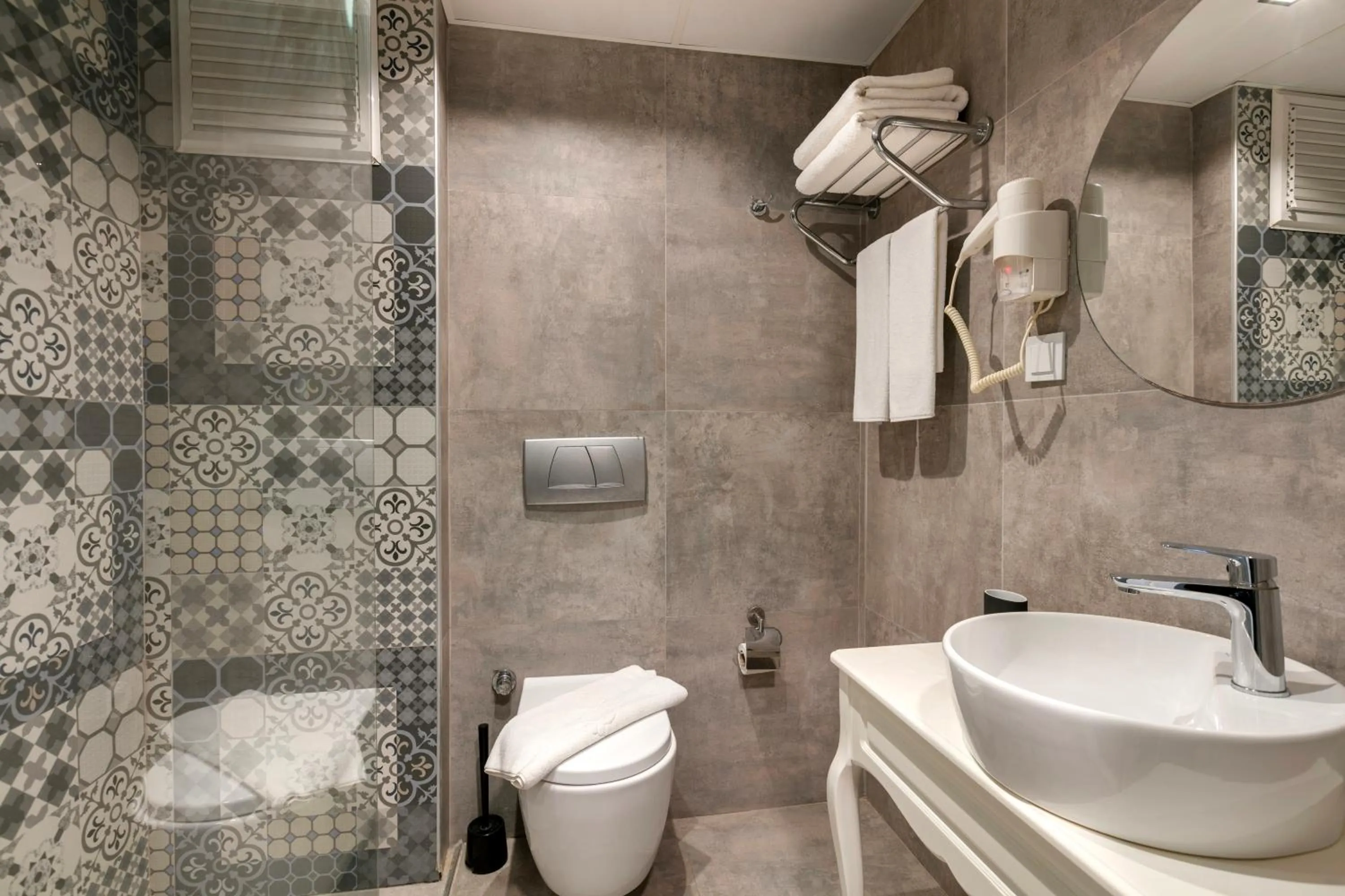 Bathroom in Azuu Boutique Hotel