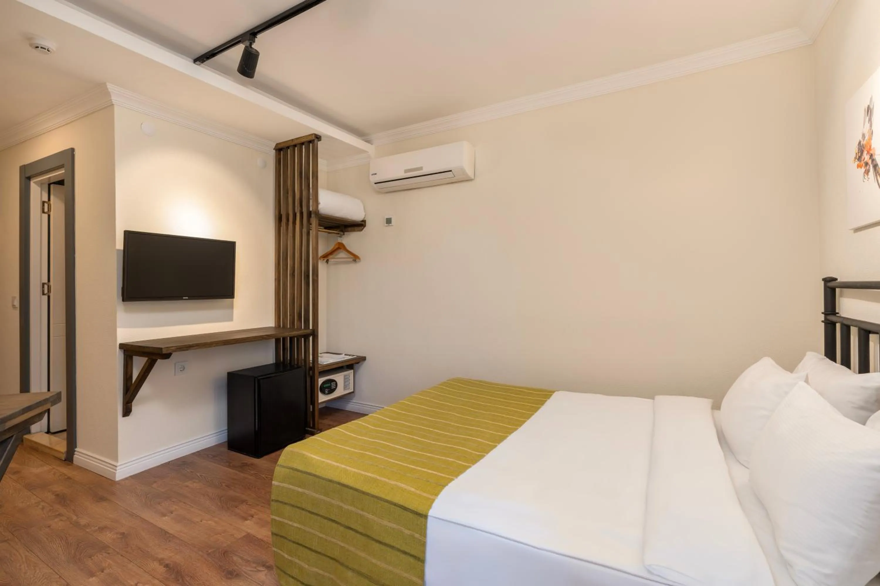 Bed in Azuu Boutique Hotel