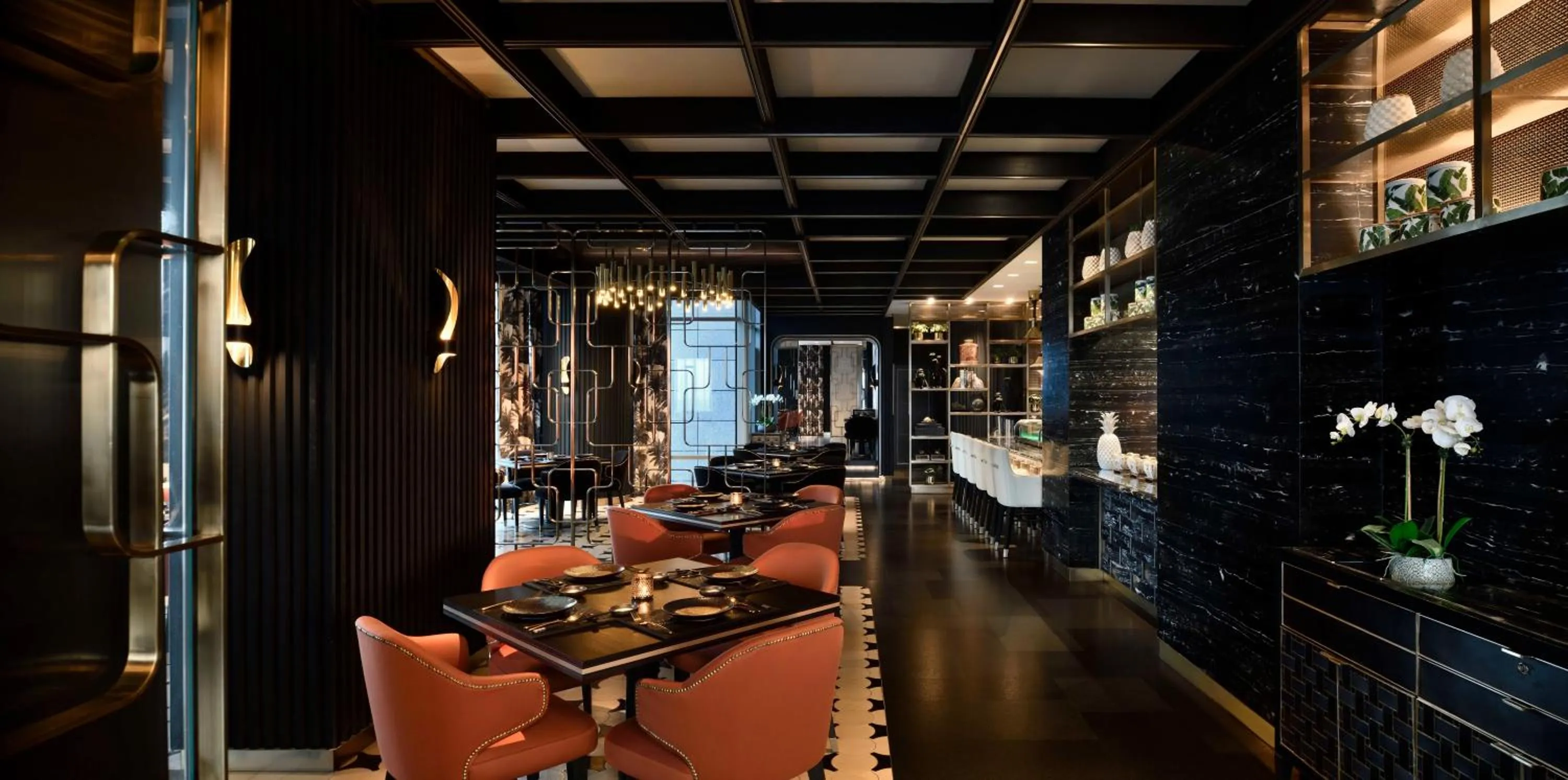 Restaurant/places to eat in Four Seasons Hotel Bengaluru at Embassy ONE