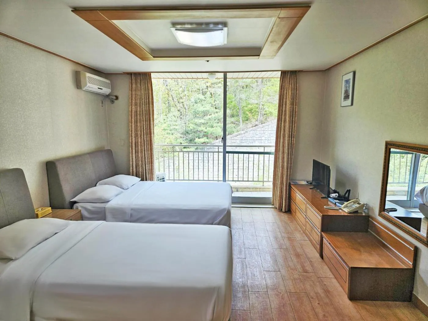 Bed in Gyeongju Ilsung Condo