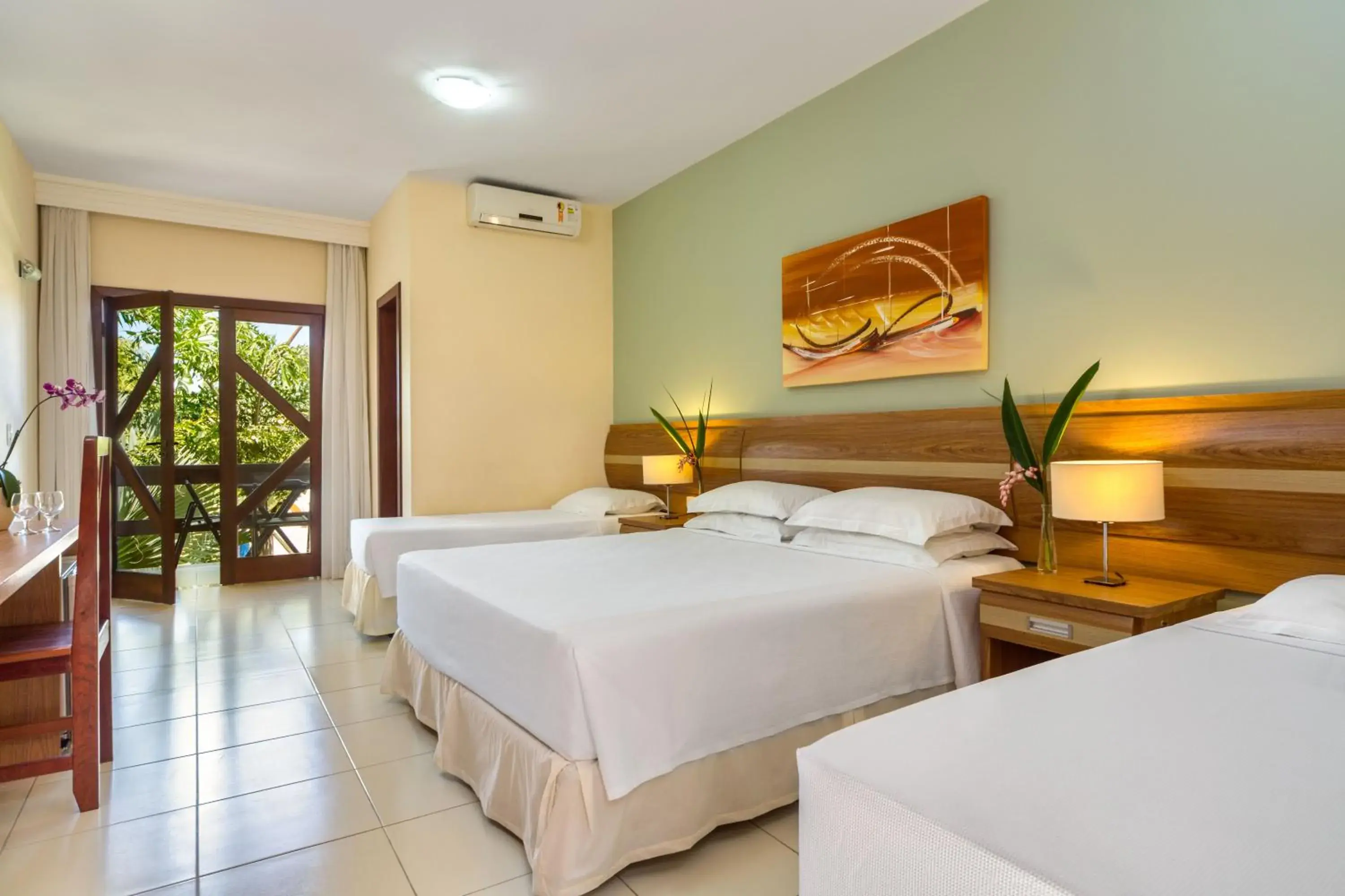 Deluxe Suite in Vitoria Regia Praia Hotel Deluxe Suite in Vitoria Regia Praia Hotel