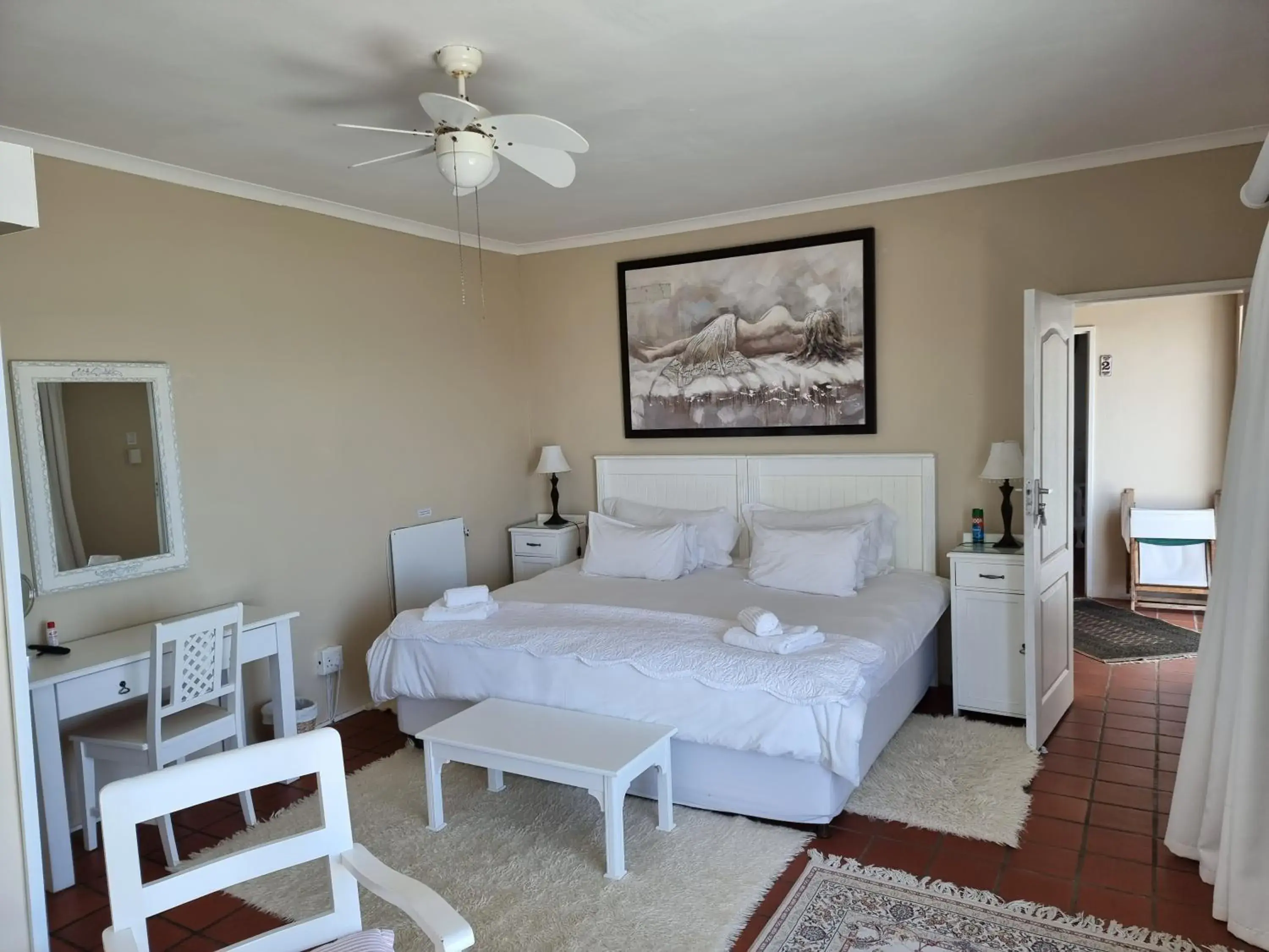 Large Double Room with Balcony and Sea view in The Bay Lodge Large Double Room with Balcony and Sea view in The Bay Lodge