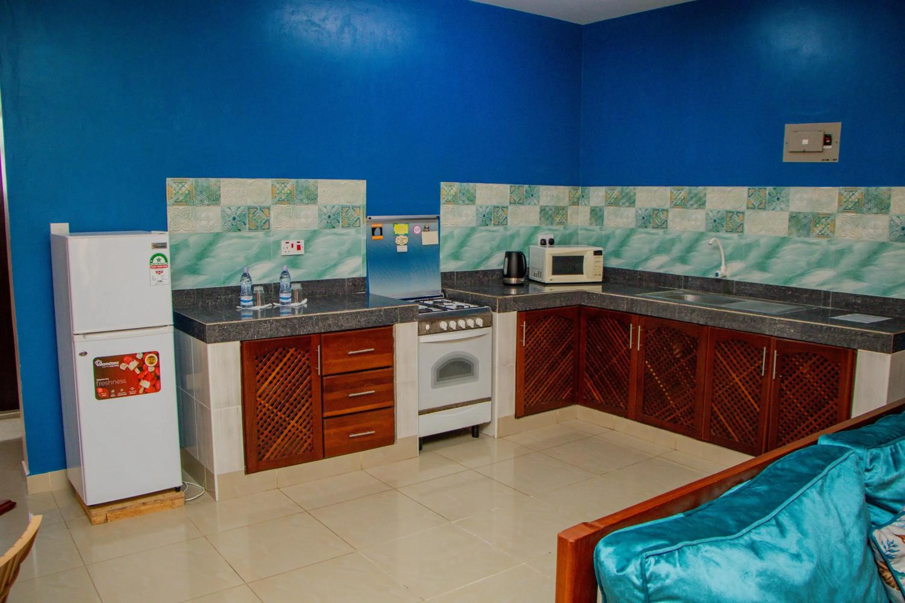 Kitchen or kitchenette in Nightingale Apartments Hotel Mombasa