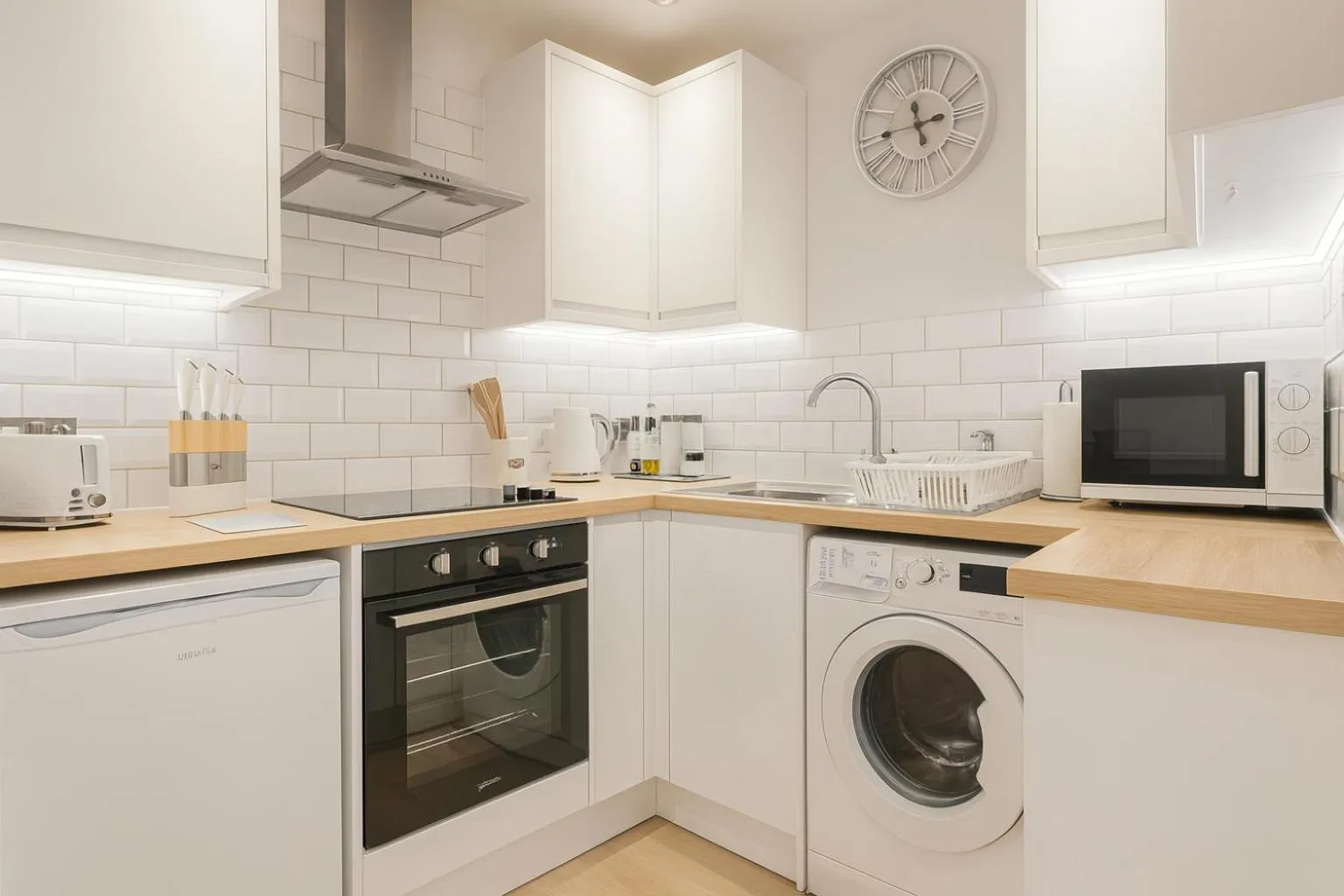 oven in Edinburgh Aparthotel