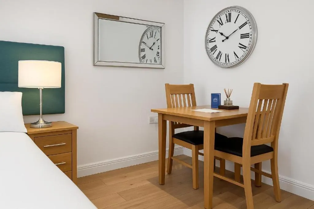 Dining area in Edinburgh Aparthotel