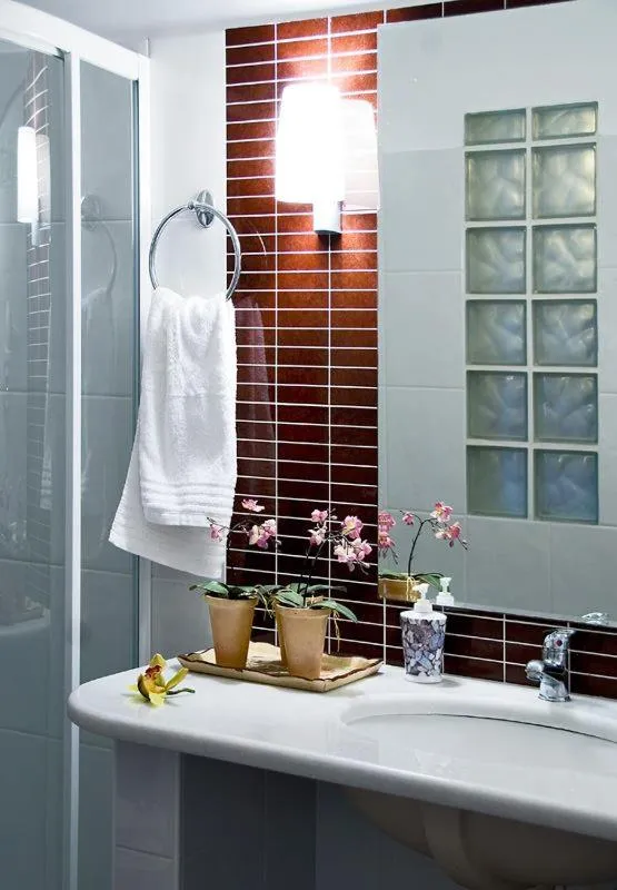Bathroom in Anthias Garden