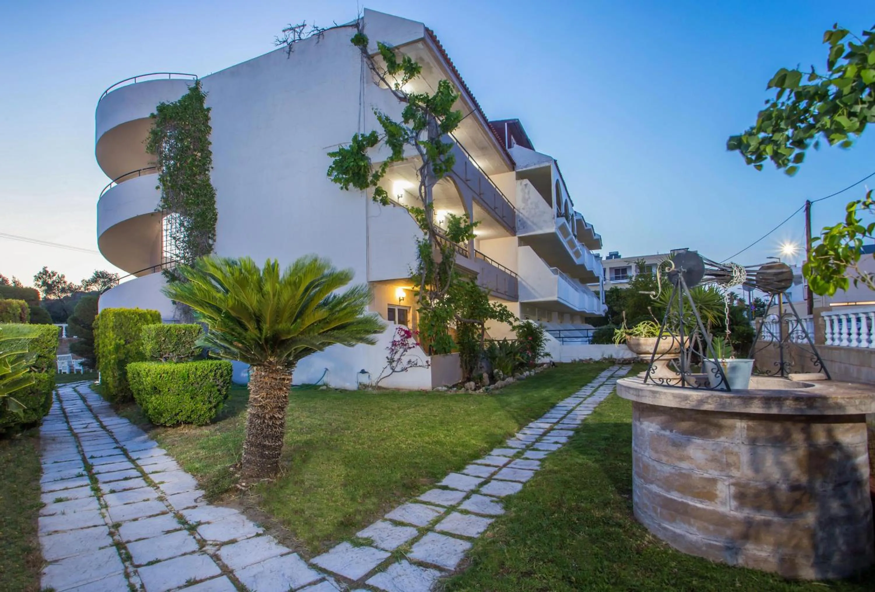 Property building in Jimmy’s Garden